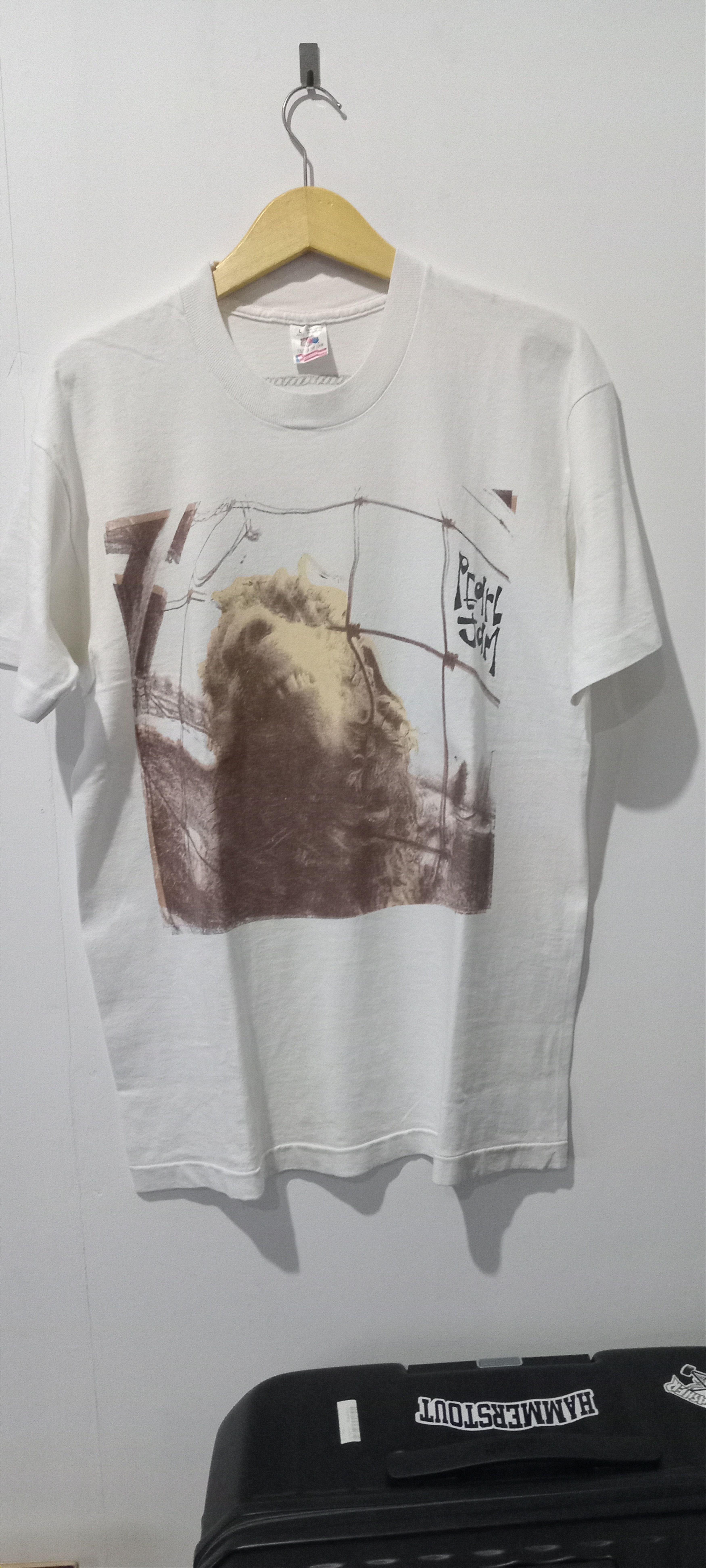 Band Tees × Vintage Vintage pearl jam versus album 1993 Size US L / EU 52-54 / 3 - 1 Thumbnail