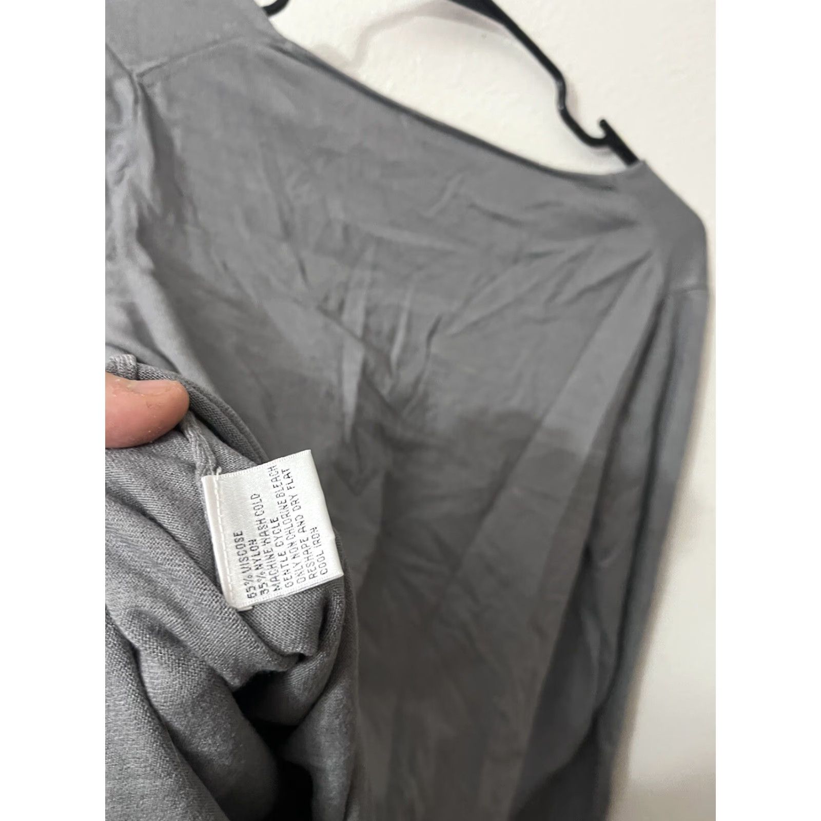 Talbots Talbots Shirt Women M Gray Viscose Blend Long Sleeve V-Neck Pullover Women Size M / US 6-8 / IT 42-44 - 4 Thumbnail