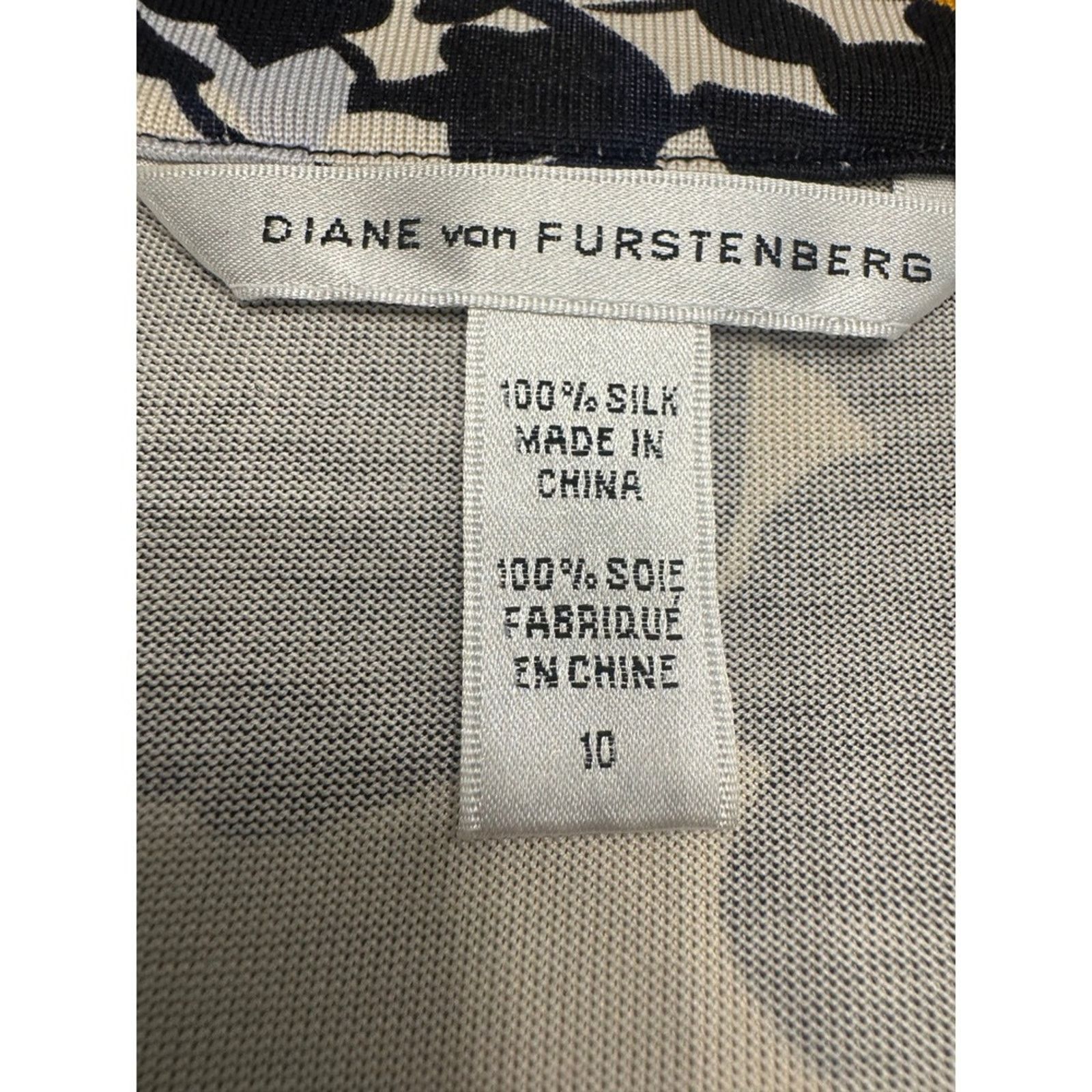 Diane von Furstenberg DVF Silk Wrap Dress 10 Floral Print Long Sleeve Iconic Size L / US 10 / IT 46 - 2 Thumbnail
