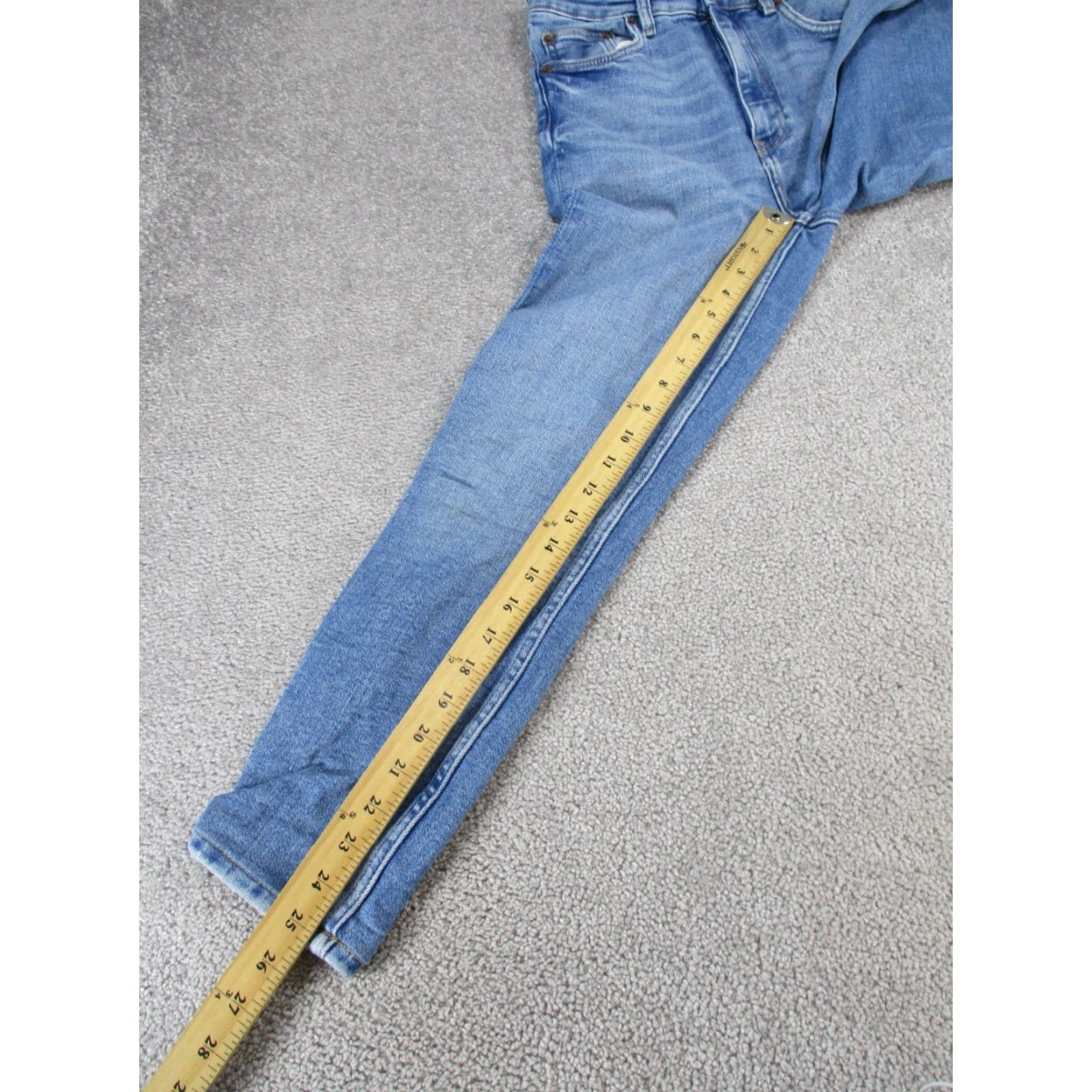Zara Zara Jeans Womens 8 Light Blue Denim Skinny High Rise Zip Zipper Crop Regular Slim Fit? Size 30" / US 8 / IT 44 - 5 Thumbnail