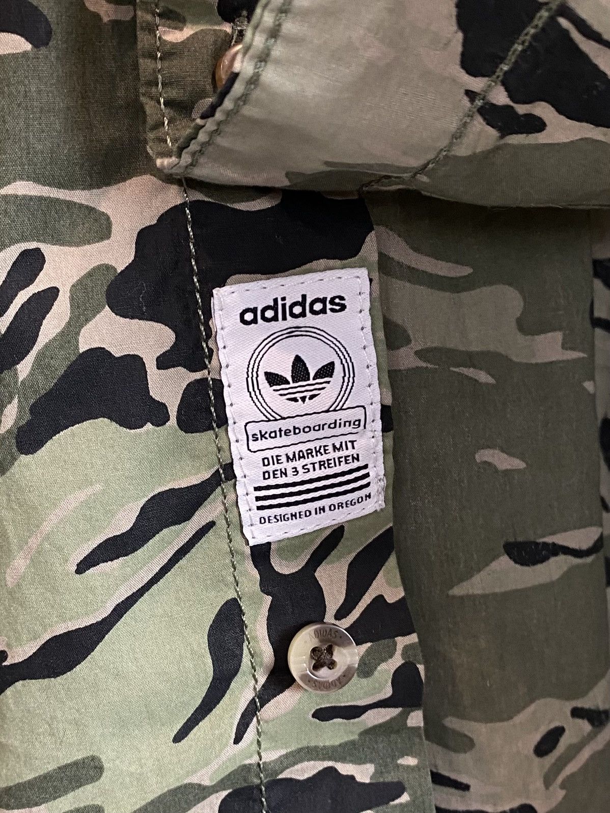 Adidas Adidas Skateboarding Mens Size S Small Long Sleeve Shirt Top Size US S / EU 44-46 / 1 - 7 Thumbnail
