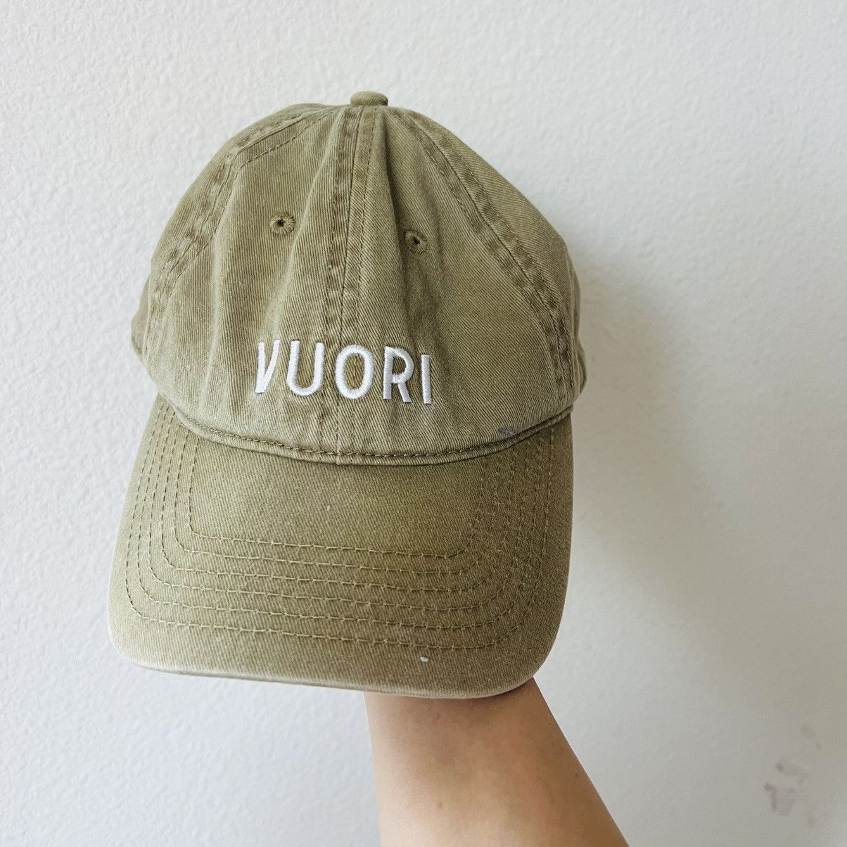 Vuori Vuori Unisex Dad Hat Green Adjustable O/S 100% Cotton EUC Size ONE SIZE - 2 Thumbnail