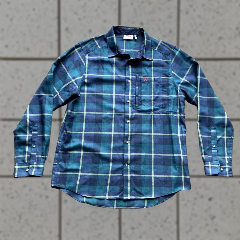 Vintage VINTAGE Fjallraven Fjallglim Shirt Mens XL Green Blue Tartan Plaid Flannel Long Sleeve Size US XL / EU 56 / 4 - 1 Thumbnail