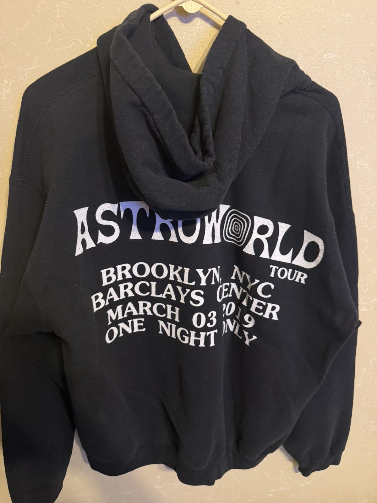 Travis Scott Cactus Jack Gimme the Loot Size US M / EU 48-50 / 2 - 2 Thumbnail