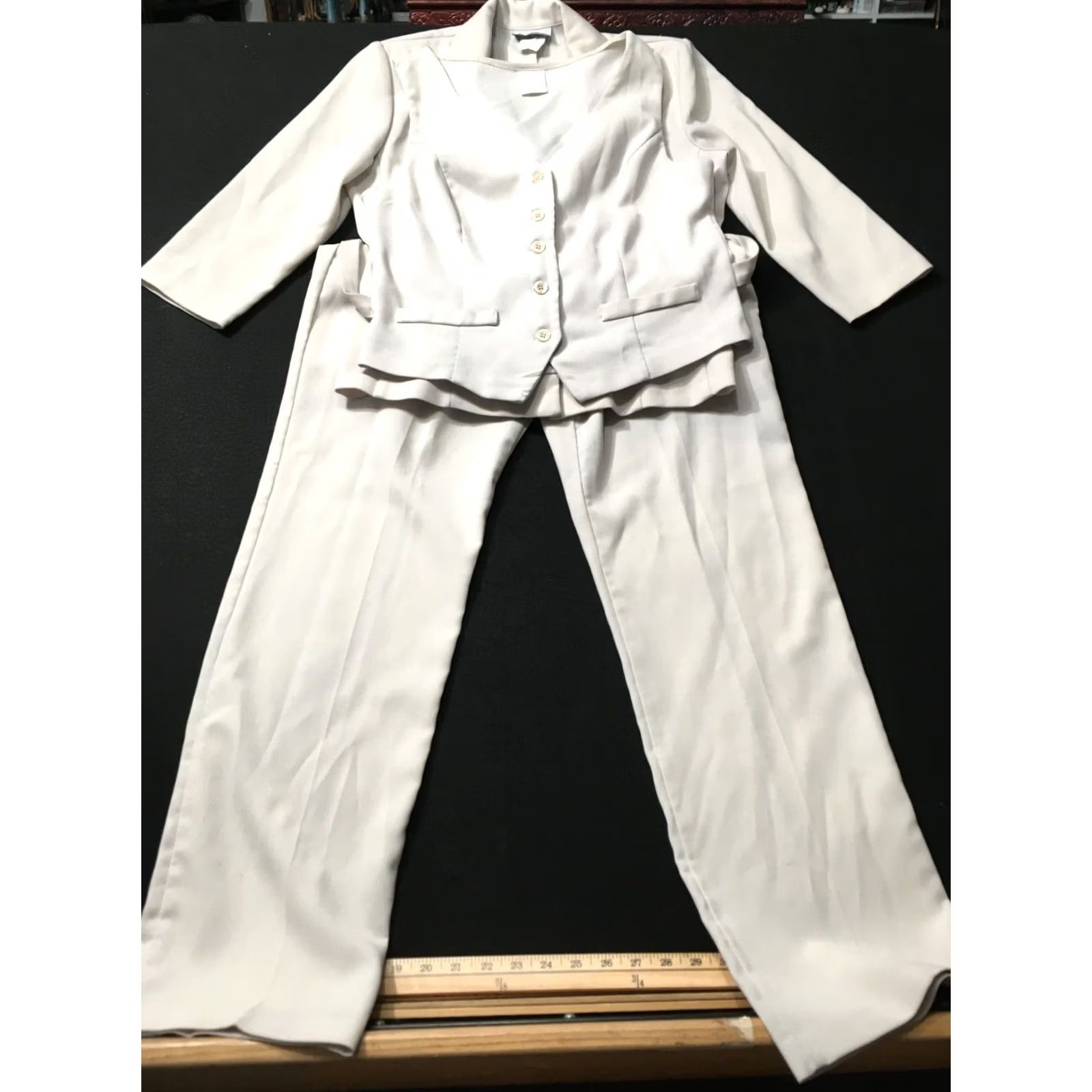 Vintage Breakin' Loose 3 Piece Set Jacket Vest Pants Ensemble beige Women Juniors 11/12 Suit Set Slim Notch Lapel Long Sleeve Solid Brown? Size 32" / US 10 / IT 46 - 2 Thumbnail