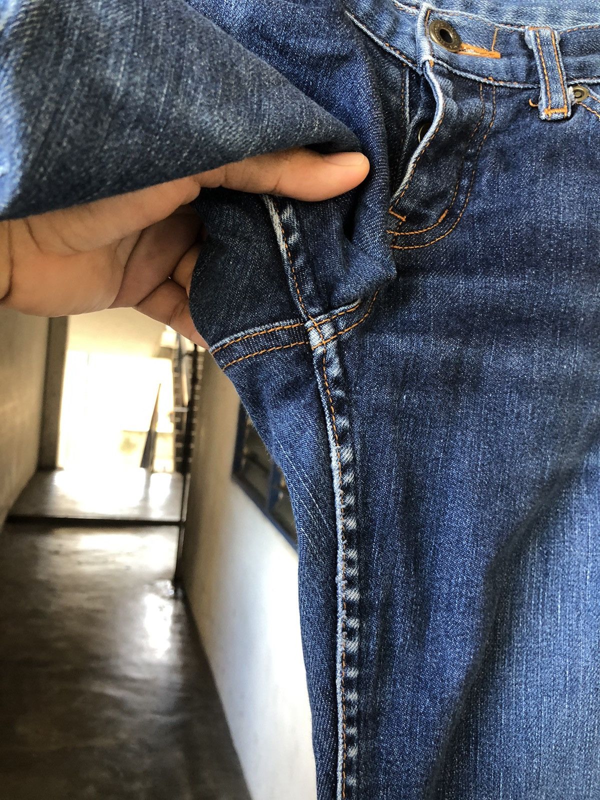 Hysteric Glamour Vintage Hysteric Glamour Faded Straight Cut Jeans Size 26" / US 2 / IT 38 - 10 Thumbnail