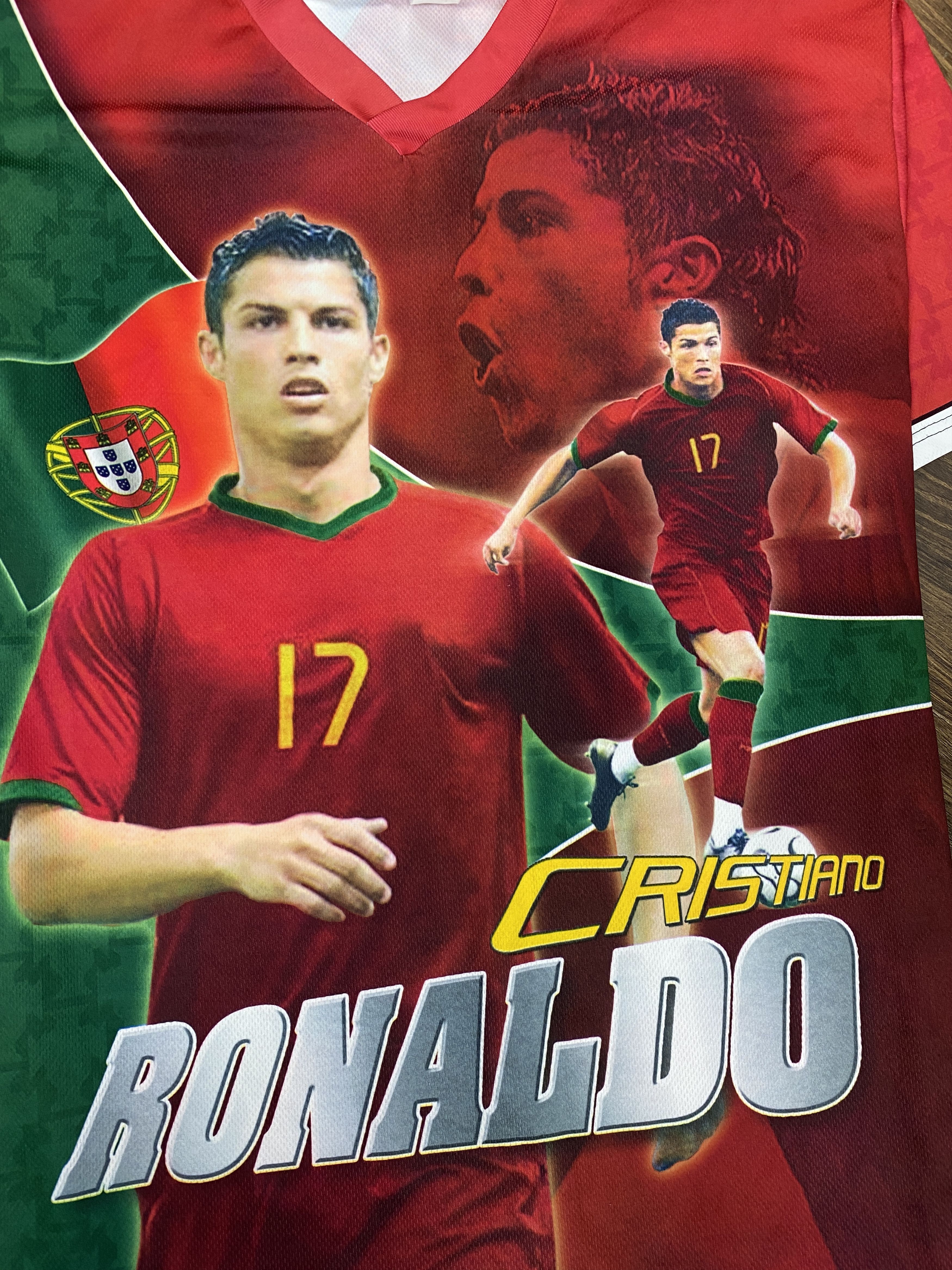 Vintage Cristiano Ronaldo Vintage Mens Soccer Jersey T-Shirt Size US XXL / EU 58 / 5 - 3 Thumbnail