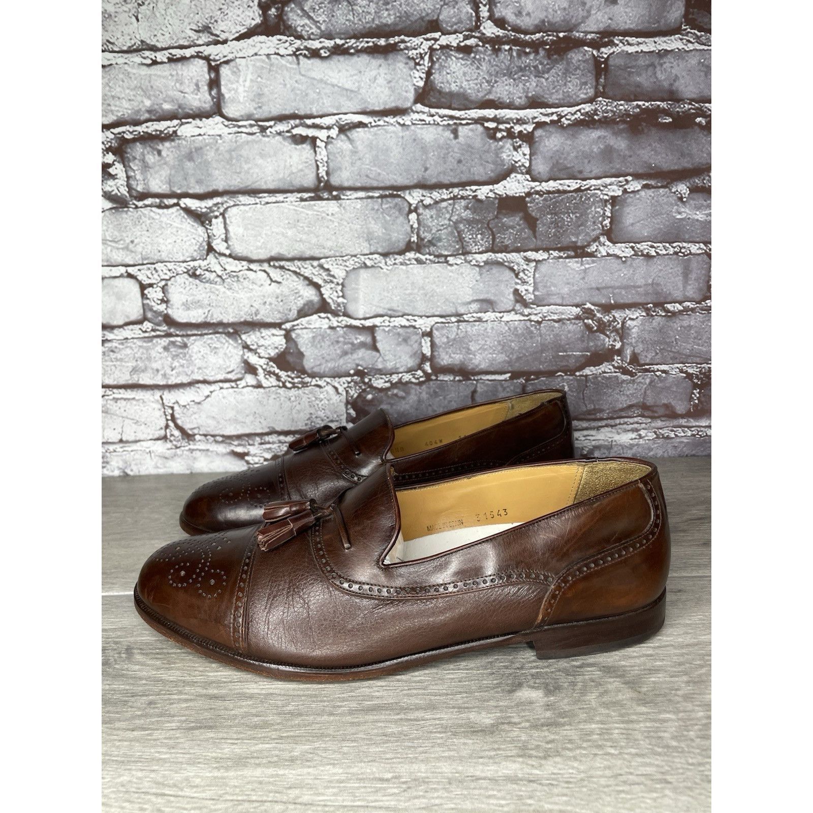Mezlan Mezlan Havana Brown Leather WingTip Cap Toe Loafers Dress Sh Size US 11 / EU 44 - 1 Thumbnail
