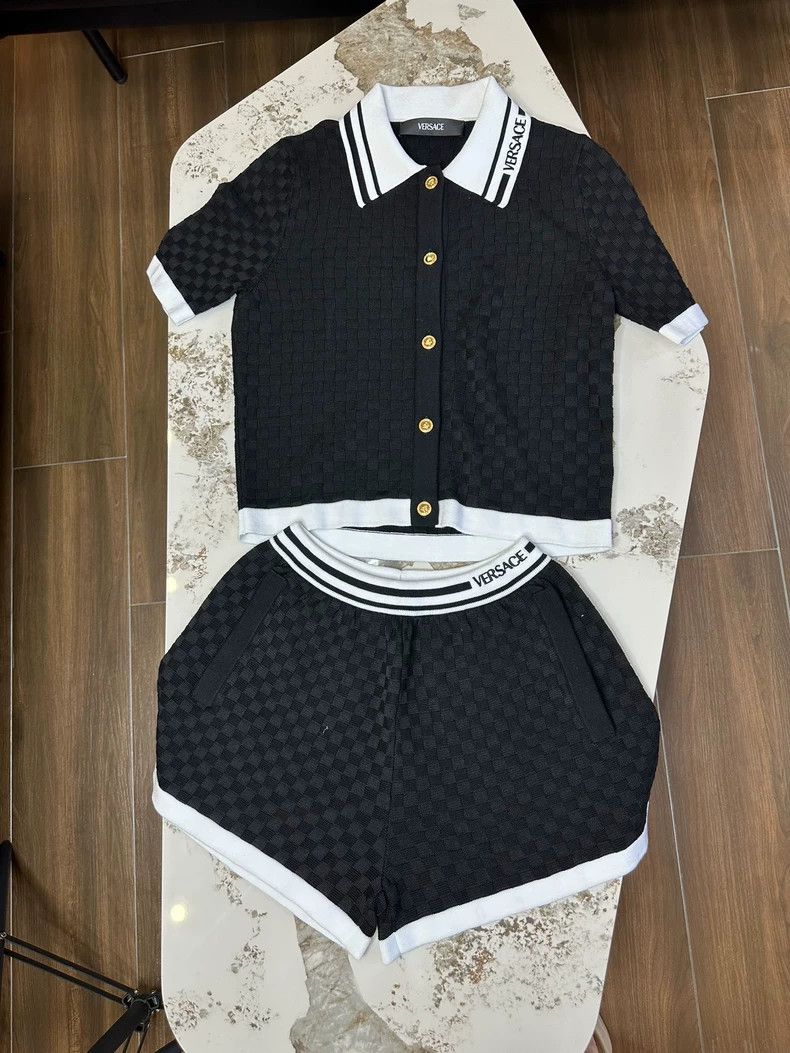 Versace Versace Classic polo shirt knit suit Size S / US 4 / IT 40 - 1 Thumbnail