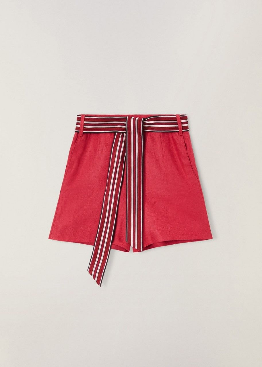 o1srvl11e0424 Shorts in Red