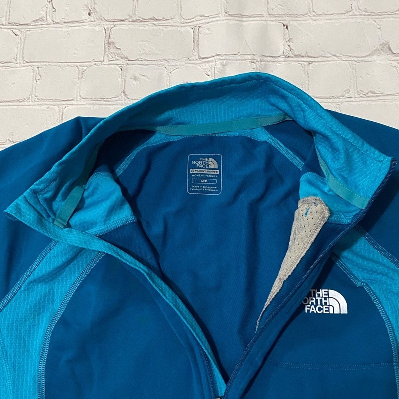 The North Face Women’s the north face long sleeve Size M / US 6-8 / IT 42-44 - 4 Thumbnail