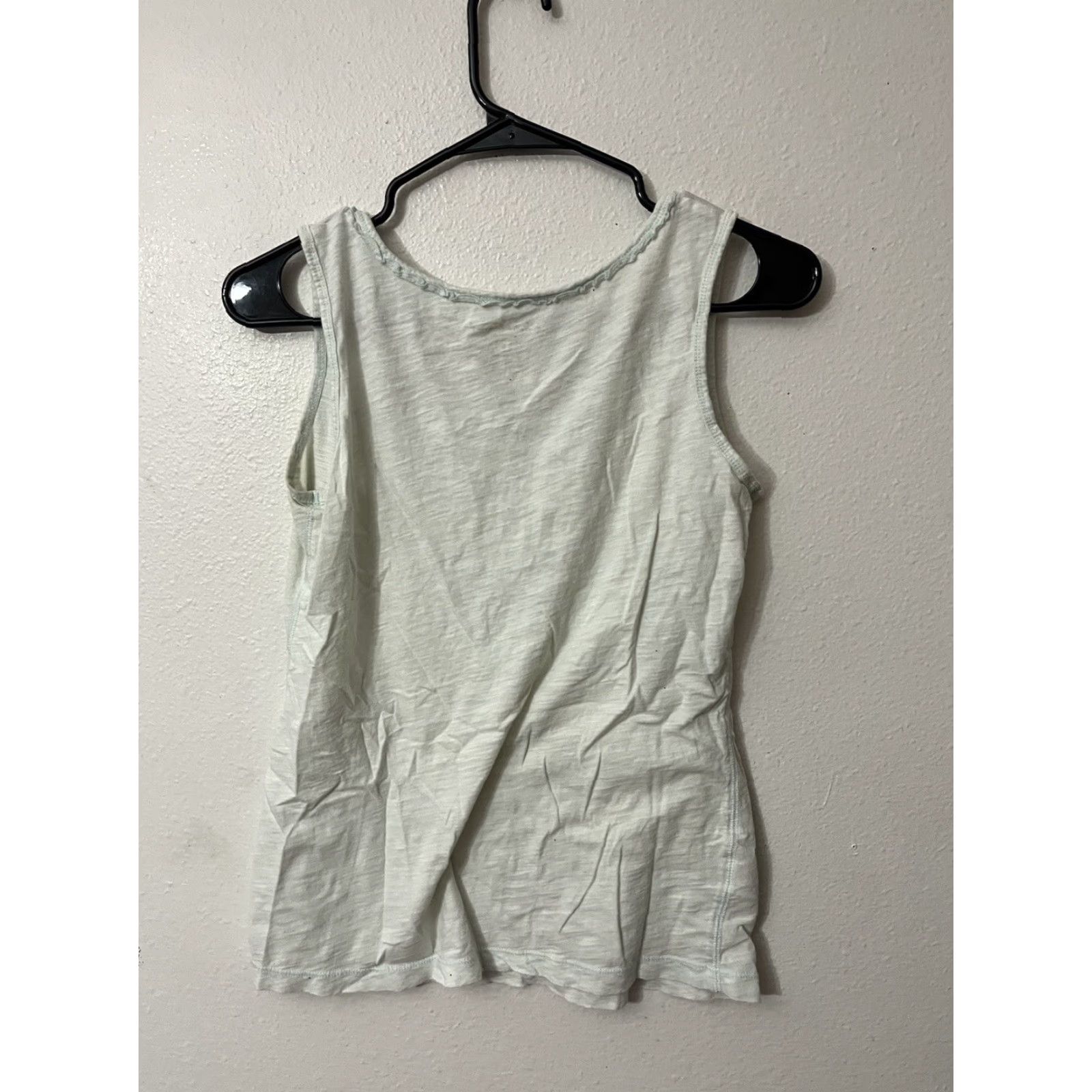Eddie Bauer VINTAGE Eddie Bauer Tank Top Women Small Mint Green V-Neck Sleeveless Blouse Casual 90s Style Womens Size S / US 4 / IT 40 - 2 Thumbnail
