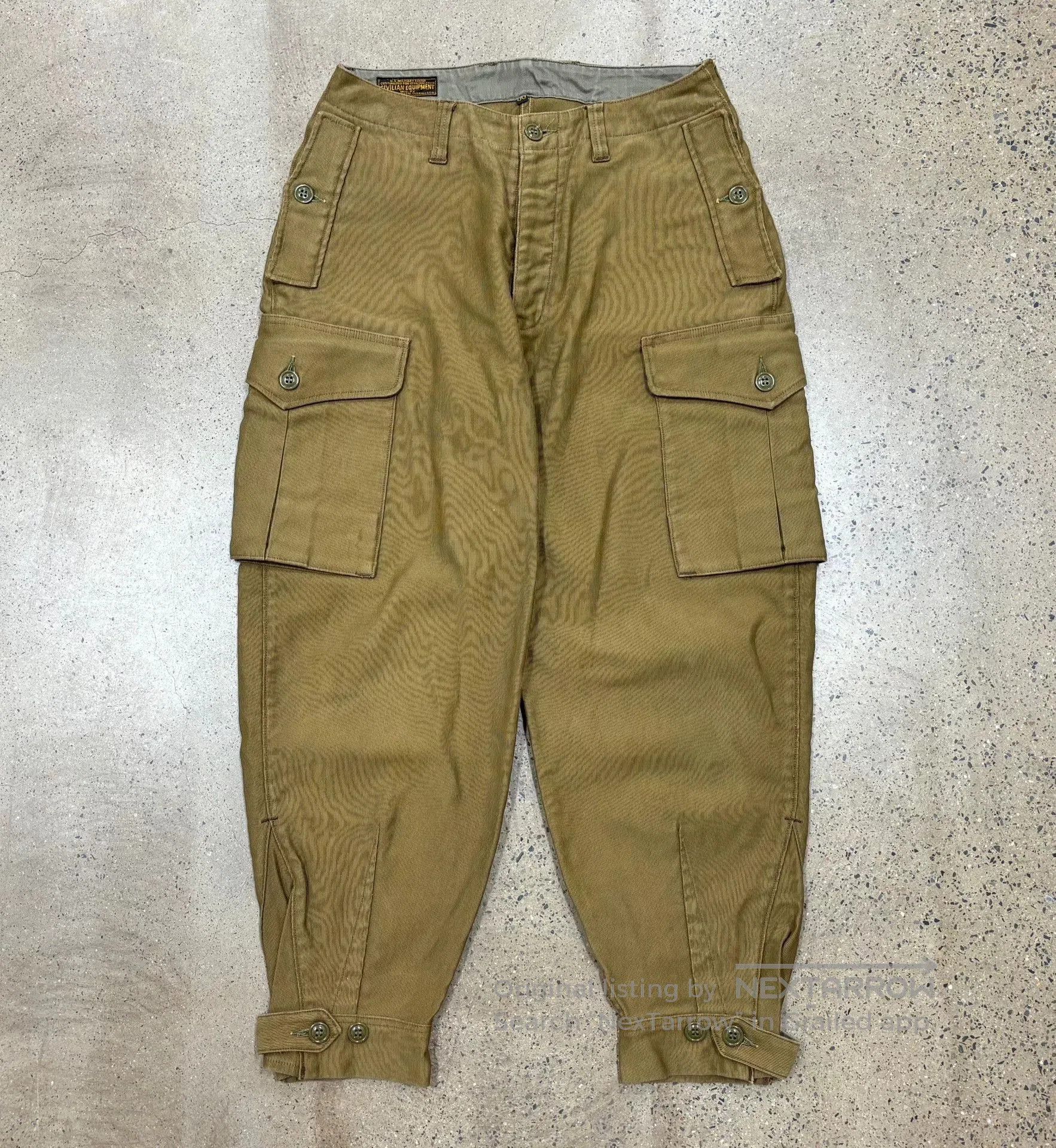 Freewheelers ground crew trousers in classic khaki color. Size US 30 / EU 46 - 1 Thumbnail