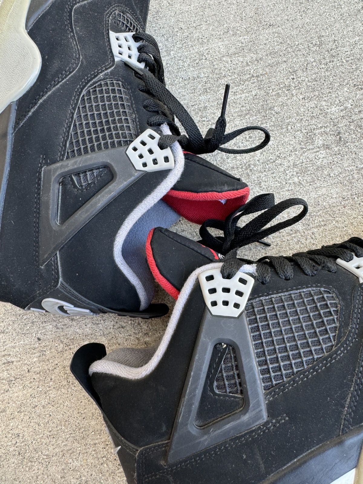Jordan Brand 2019 Jordan 4 retro OG bred Size US 9.5 / EU 42-43 - 8 Thumbnail