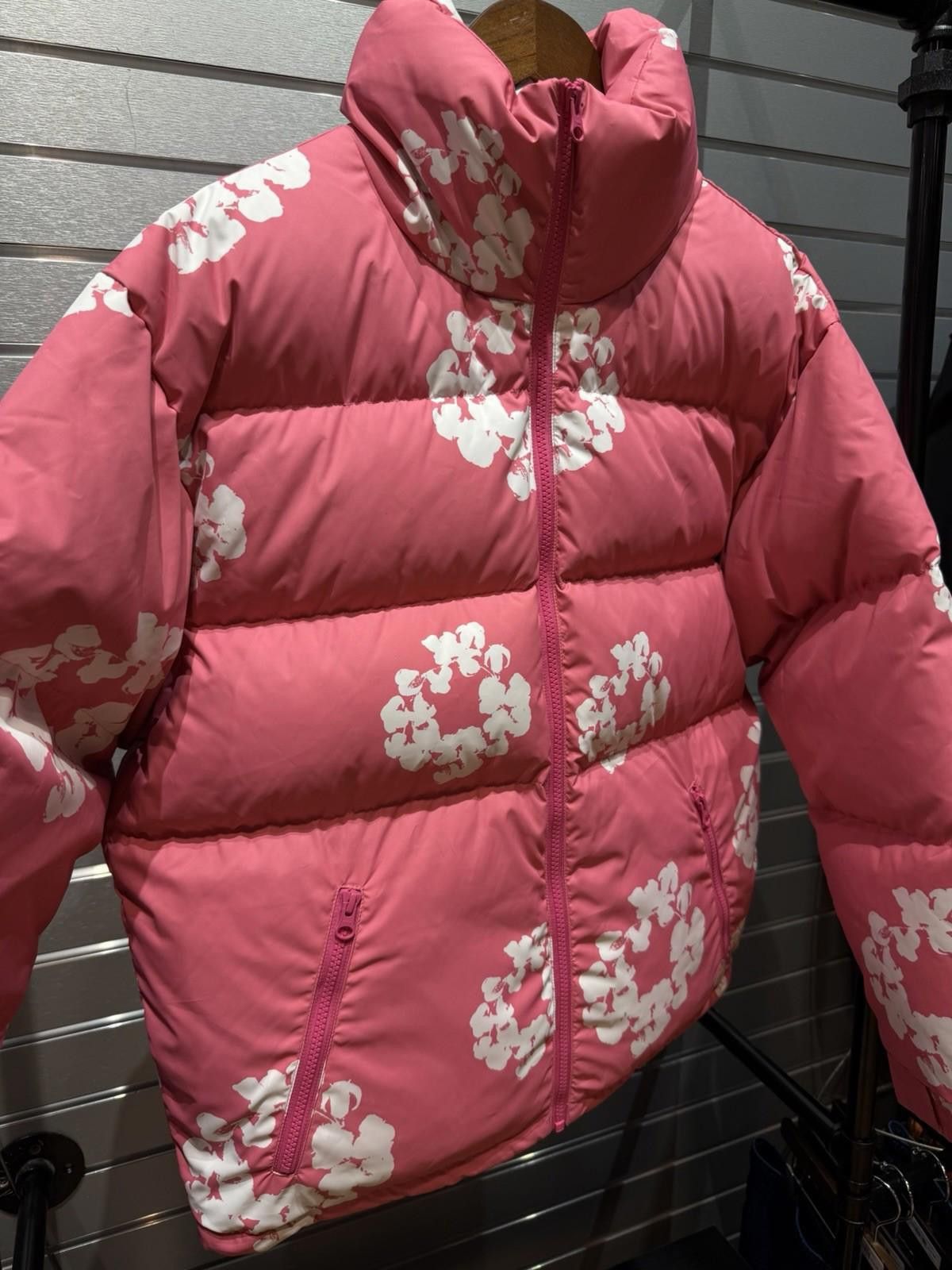 DENIM TEARS Small Cotton Wreath Puffer Jacket Denim Tears Coat New Pink Size US S / EU 44-46 / 1 - 6 Thumbnail