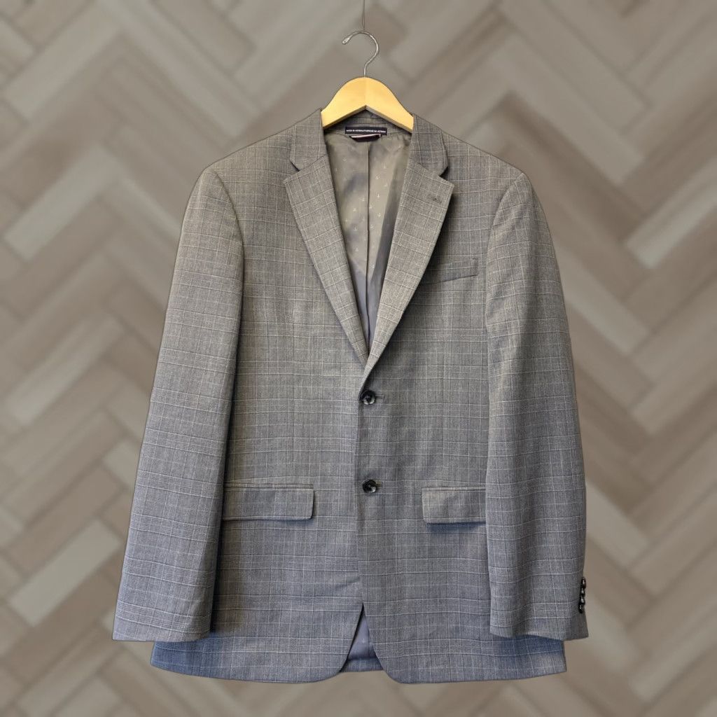 Tommy Hilfiger Tommy Hilfiger Gray Plaid Blazer 36S Sport Coat Jacket 135-12 Size 36S - 1 Thumbnail