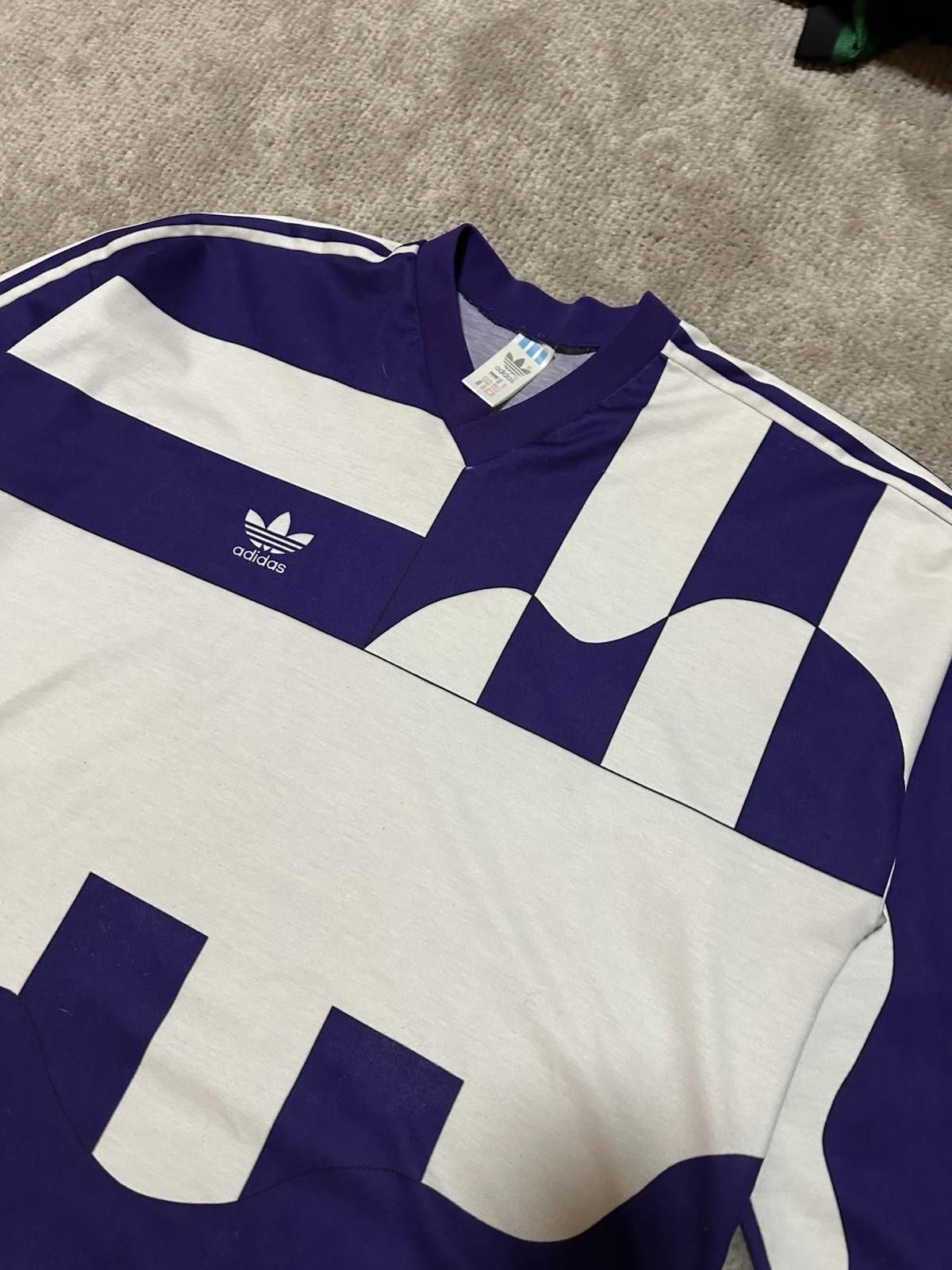 Adidas 1991/93 ADIDAS TEMPLATE FOOTBAL SHIRT SOCCER JERSEY L/S Size US M / EU 48-50 / 2 - 5 Thumbnail