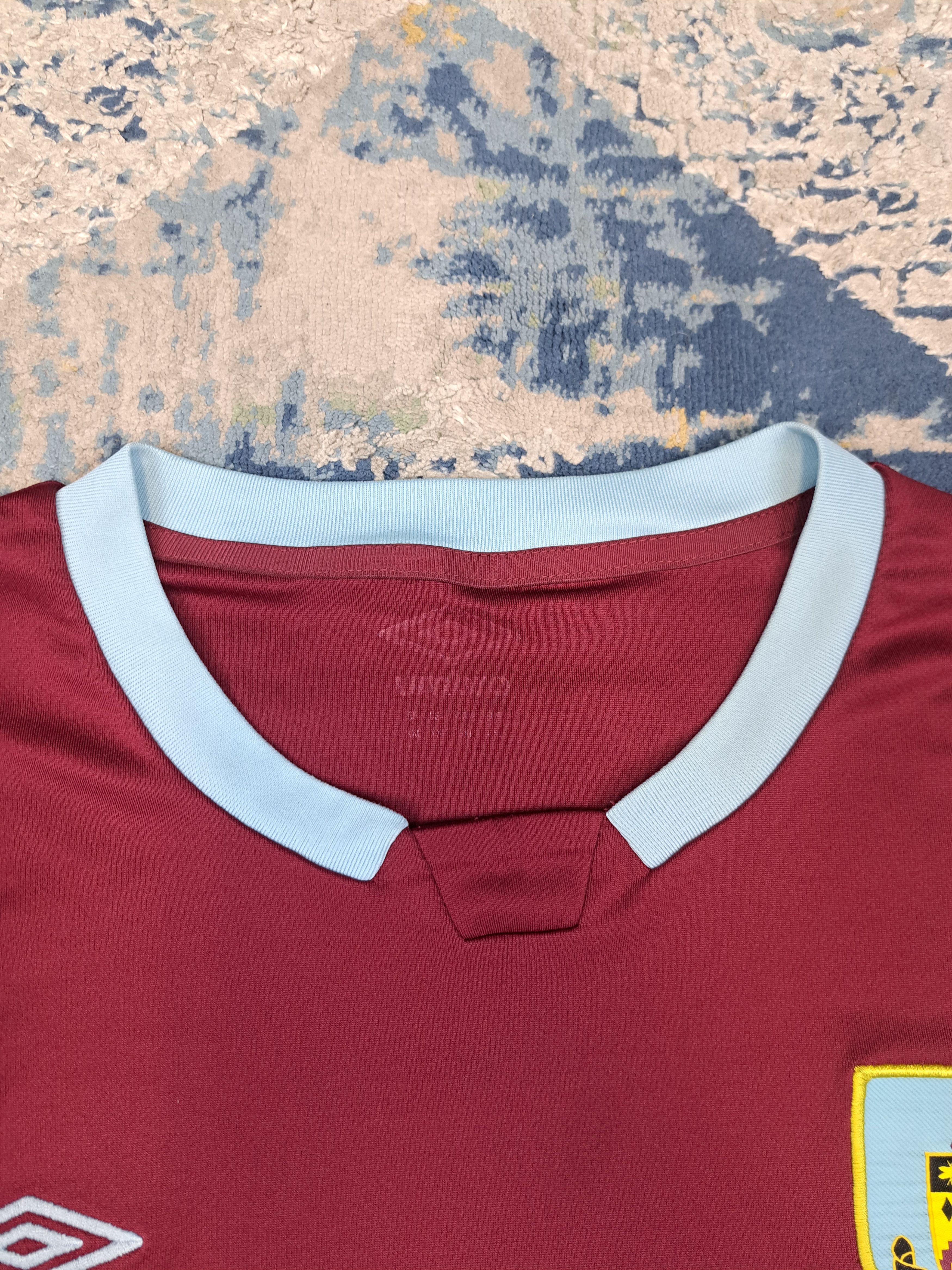 Umbro Burnley 2020 Home Kit Soccer Jersey Blokecore Size US XXL / EU 58 / 5 - 7 Thumbnail