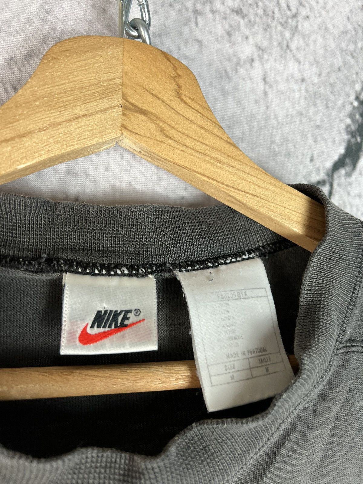 Nike NIKE 90s distressed Vintage Center Logo Longsleeve Size US M / EU 48-50 / 2 - 3 Thumbnail