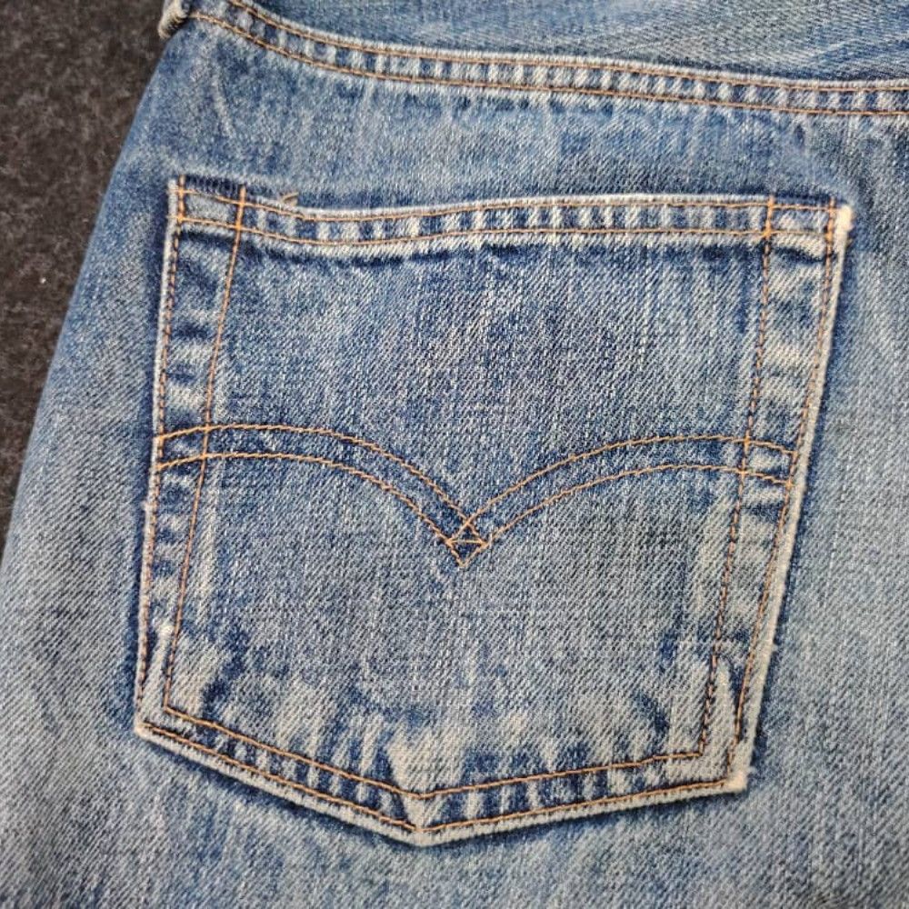 Levi's Vintage Levi’s 502 Big E Japan Selvedge J22 Button Size US 30 / EU 46 - 11 Thumbnail
