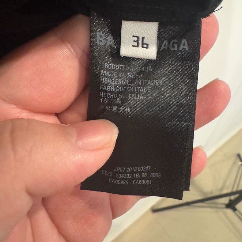 Balenciaga Balenciaga size 36 Black and Pink Bullet Screen Short Slee Size S / US 4 / IT 40 - 4 Thumbnail