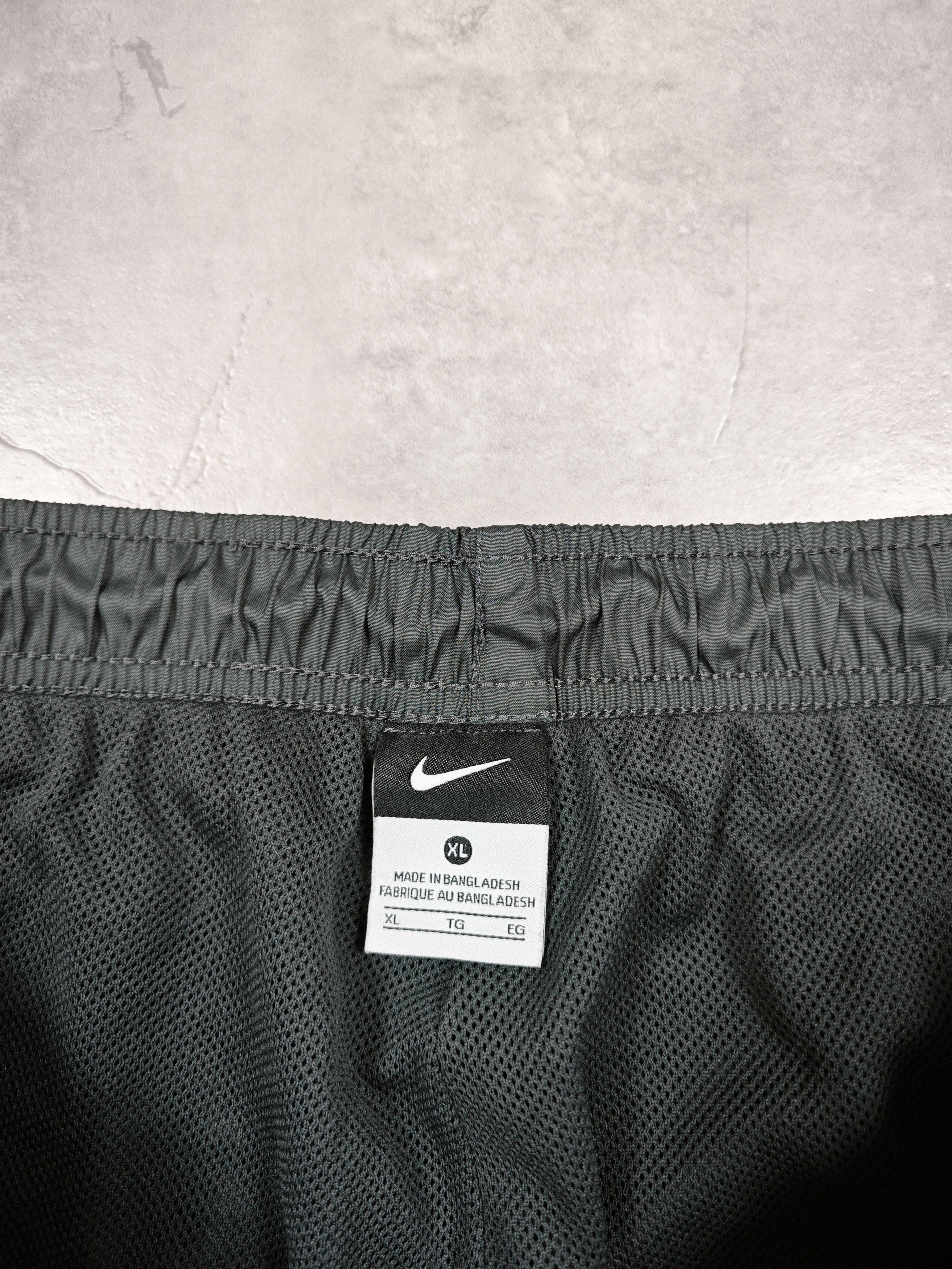 Nike Nike vintage pants Size US 36 / EU 52 - 7 Thumbnail