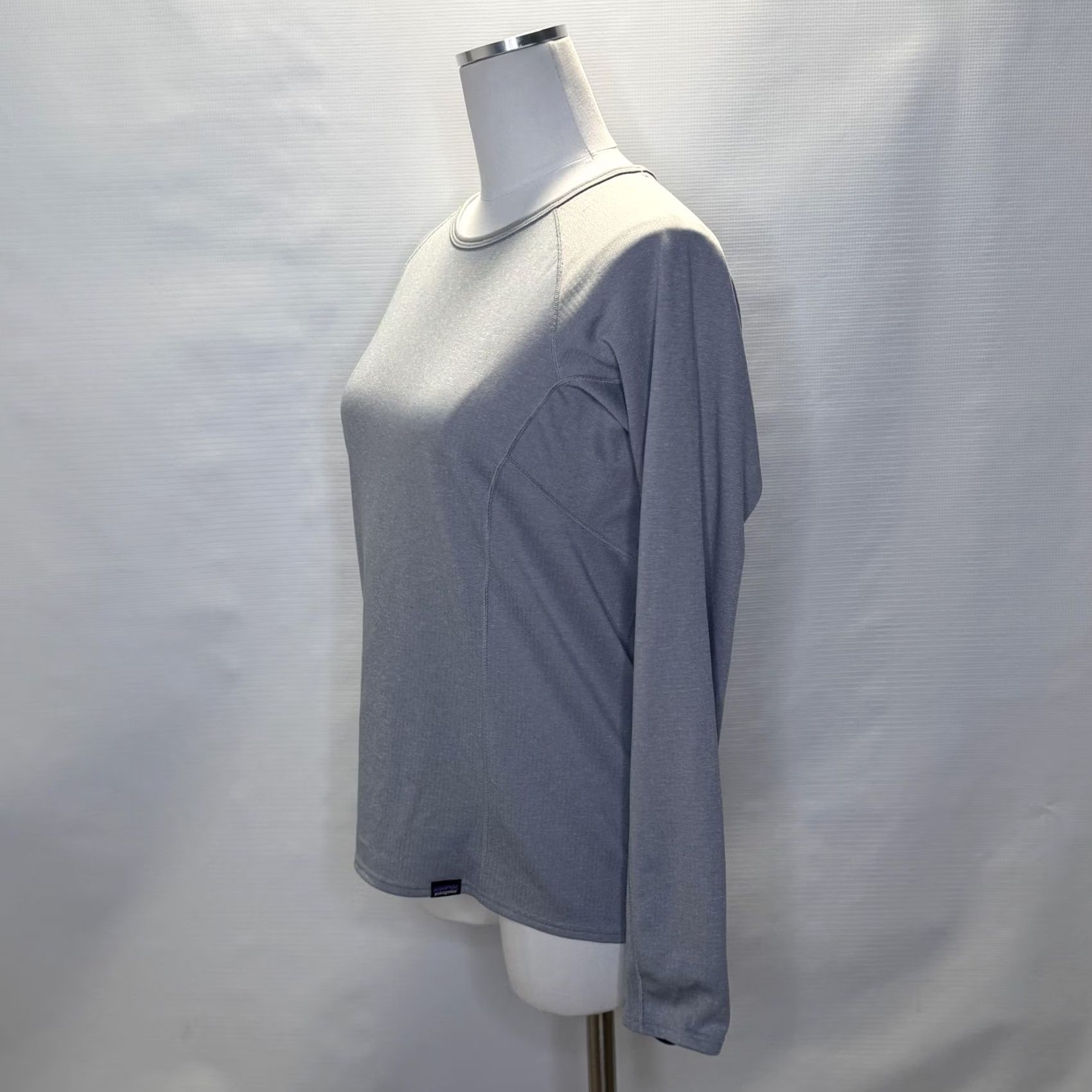 Patagonia Patagonia Womens Medium Gray Capilene Midweight Baselayer Polartec Crew Shirt Size M / US 6-8 / IT 42-44 - 2 Thumbnail