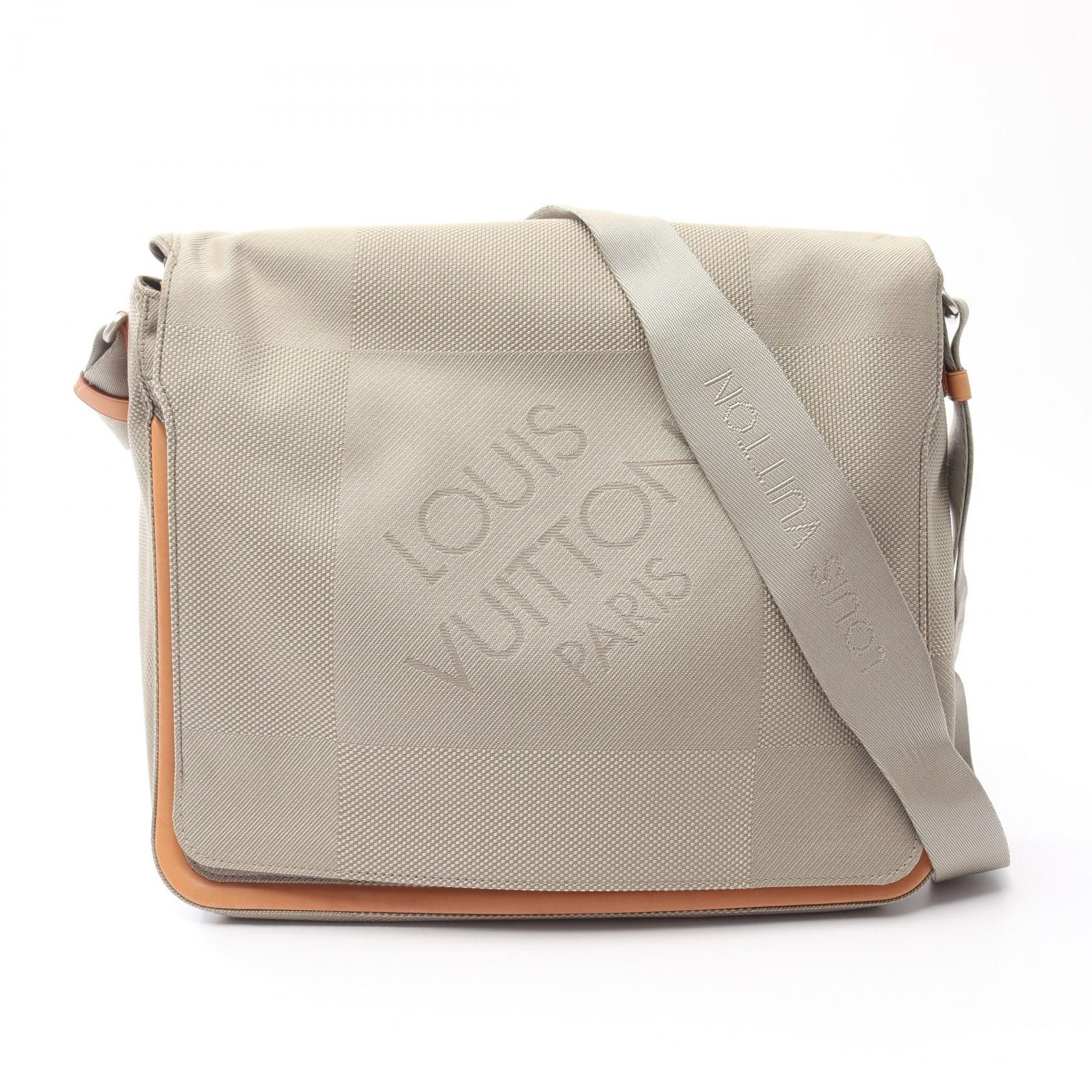 Louis Vuitton Louis Vuitton Louis Vuitton Messenger Damier Geant Leather Nylon Shoulder Bag Textile Shoulder Bag M93031 DUTY FREE for USA Size ONE SIZE - 1 Thumbnail