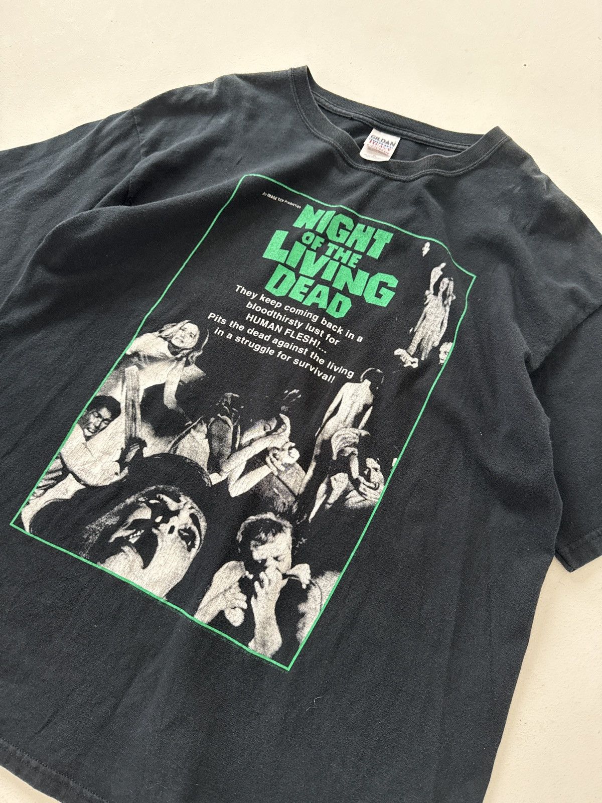 Gildan 00s Night of the living dead XL Size US XL / EU 56 / 4 - 2 Thumbnail