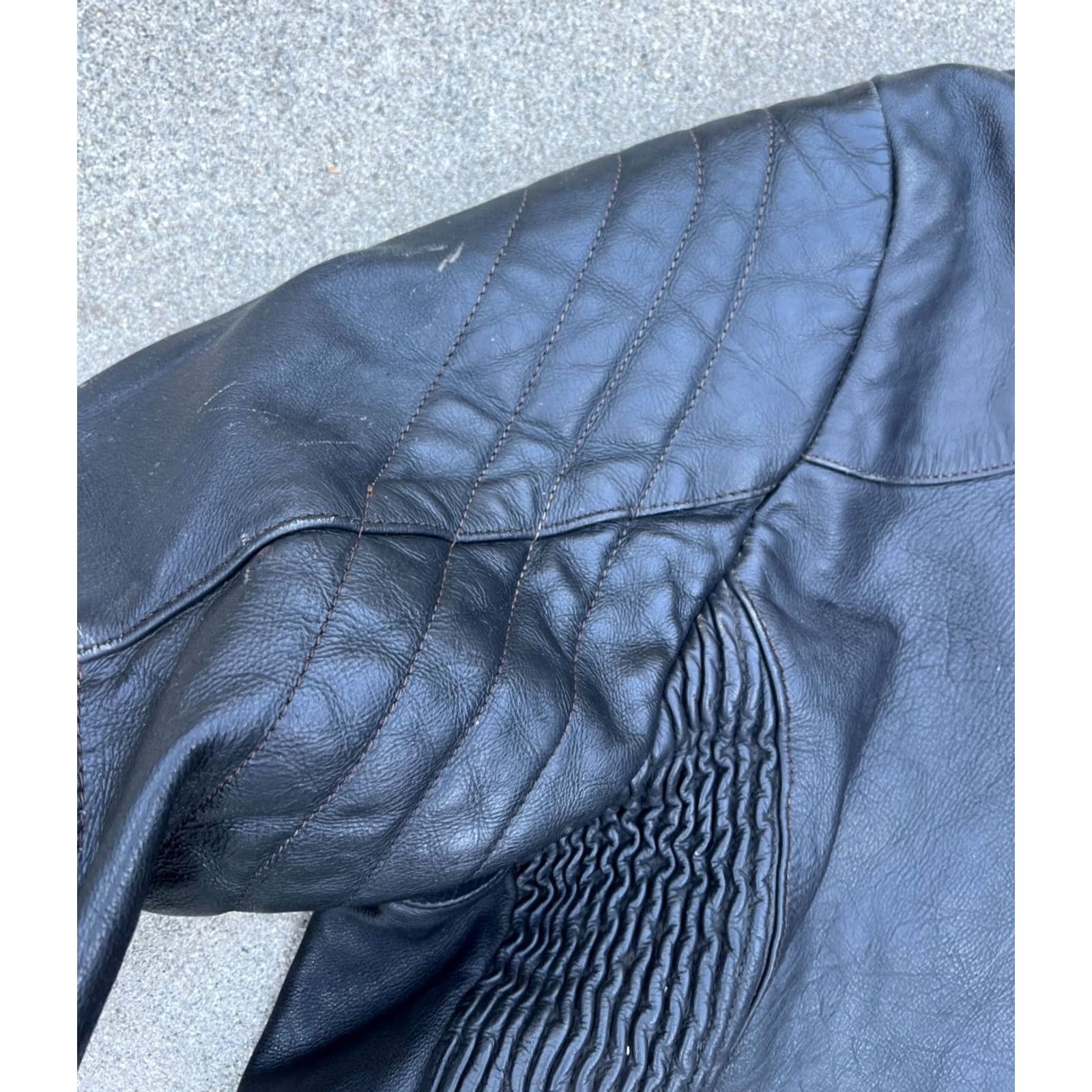 Vintage Vintage Heavy Duty Motorcycle Biker Jacket Men's MED Black Leather Thick Riding Jacket Full Zip Mens Size US M / EU 48-50 / 2 - 6 Thumbnail