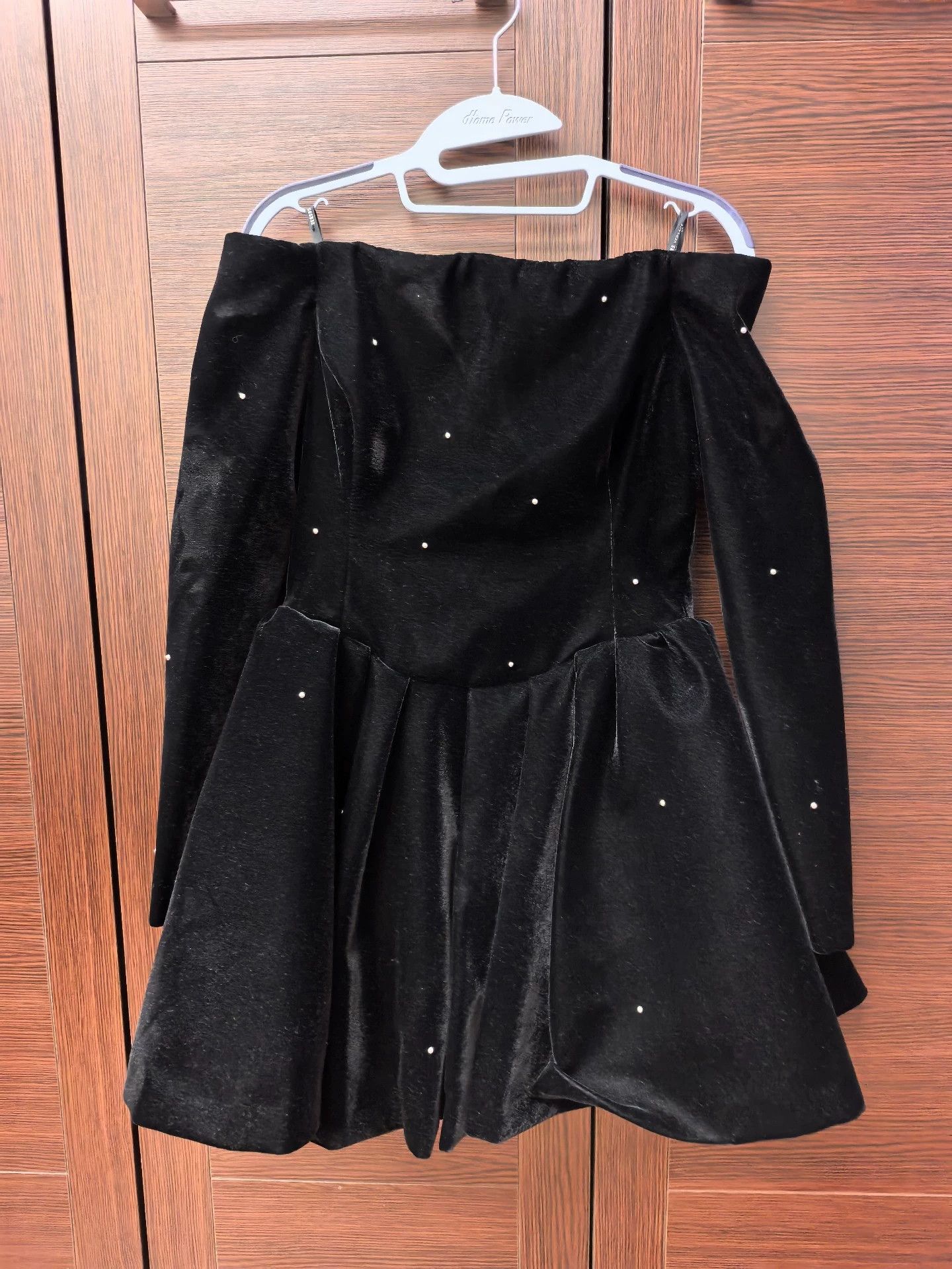 Versace VERSACE Black Velvet Dress 42 Half-Zip Sleeve NWOT Size M / US 6-8 / IT 42-44 - 1 Thumbnail