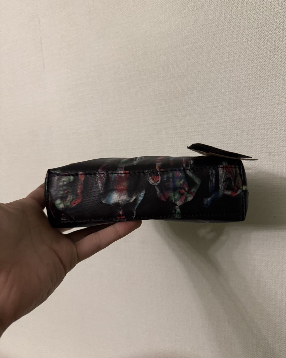 Jeremy Scott Jeremy scott x Carpisa graffiti clutch bag Size ONE SIZE - 3 Thumbnail