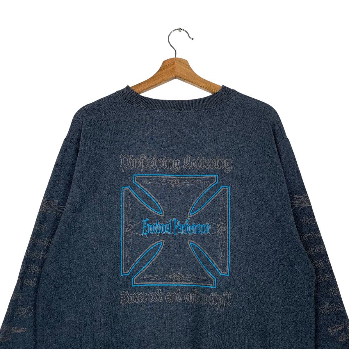 Japanese Brand Emotional Performance Motorcycle Crewneck Sweatshirt Size US M / EU 48-50 / 2 - 8 Thumbnail