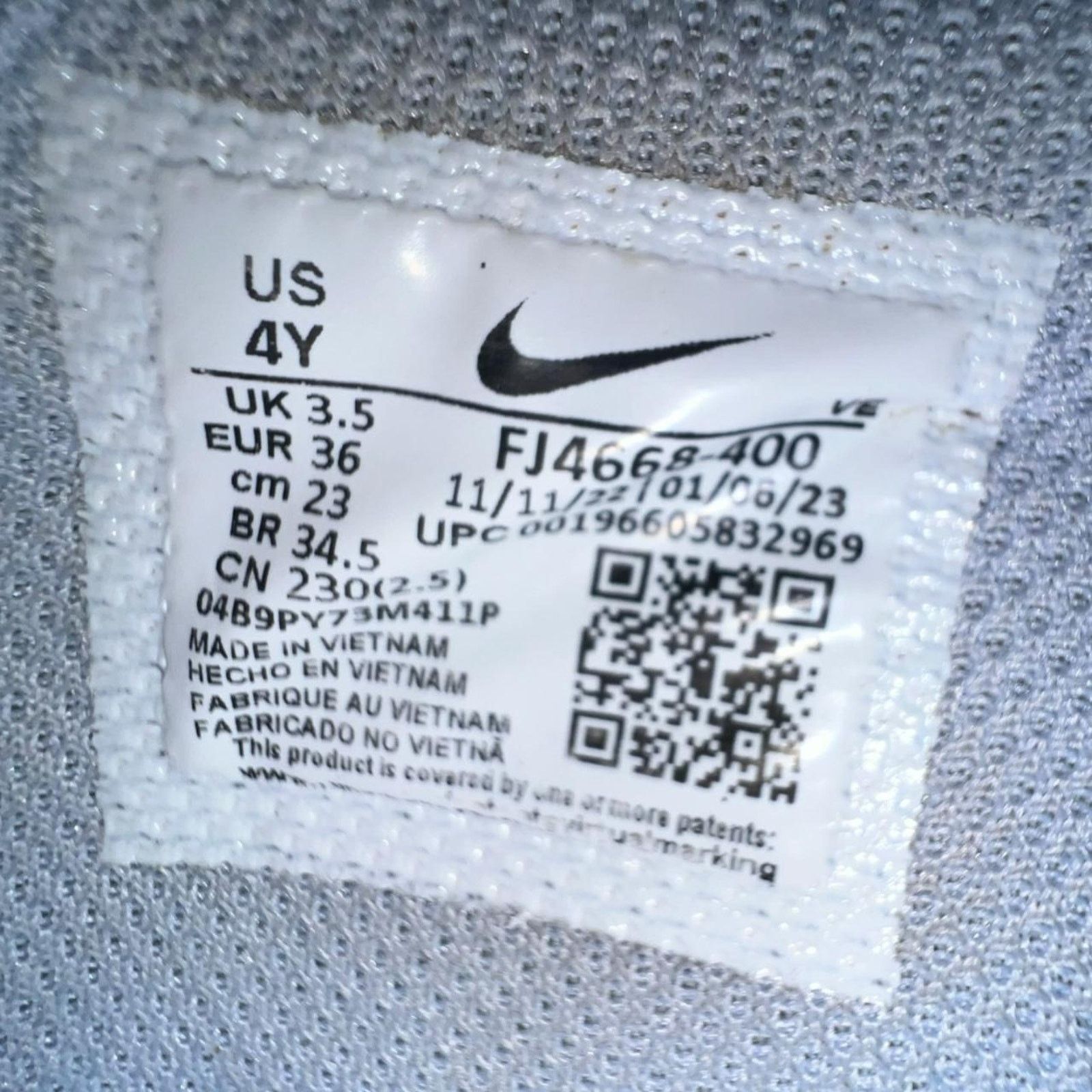 Nike Nike SB Dunk Low ‘Blue Iridescent’ Grey & Blue Sneakers Size US 5 / EU 37 - 8 Thumbnail