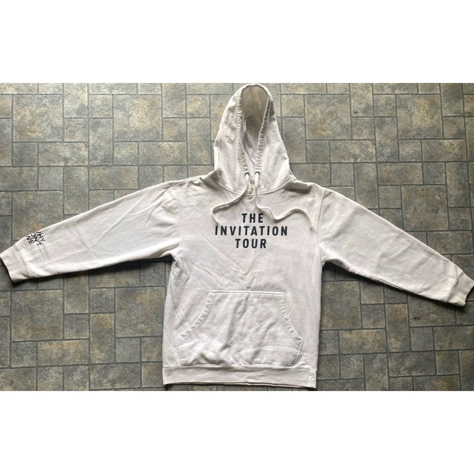 Vintage WHY DON'T WE Hoodie The Invitation Tour Pullover White Men Size S Flaws Pullover Hoodie White Men Size S Flaws Size US S / EU 44-46 / 1 - 2 Thumbnail