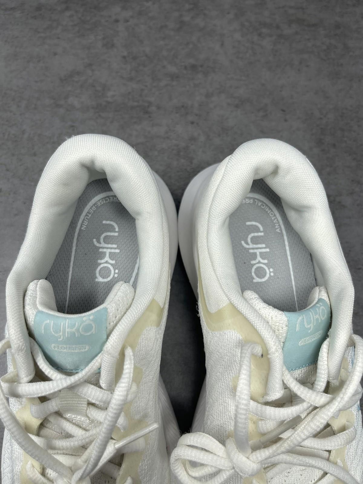 Sonia Rykiel Ryka Flourish Walking Shoes Womens Size 7 White Sneakers Size US 7 / IT 37 - 9 Thumbnail