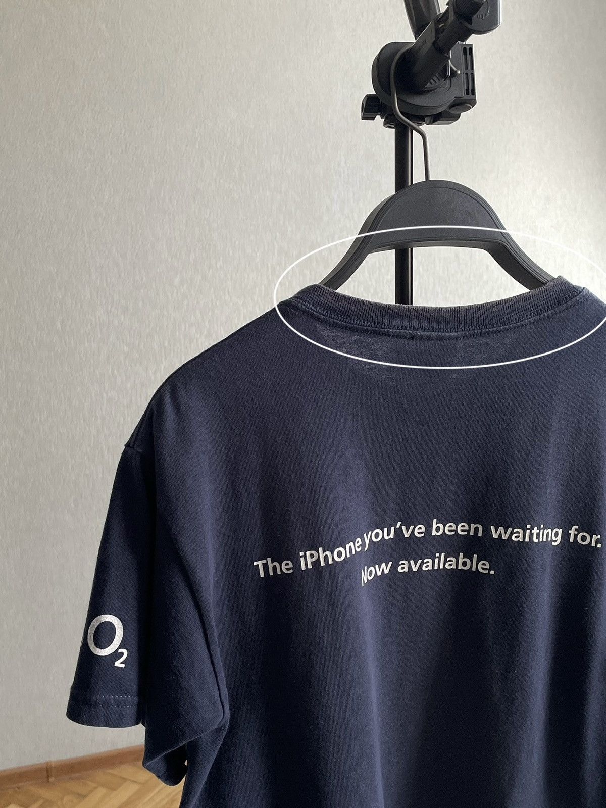 Apple 2009 Iphone 3G: A Promo Tee, The Release For Sale Size US S / EU 44-46 / 1 - 12 Thumbnail