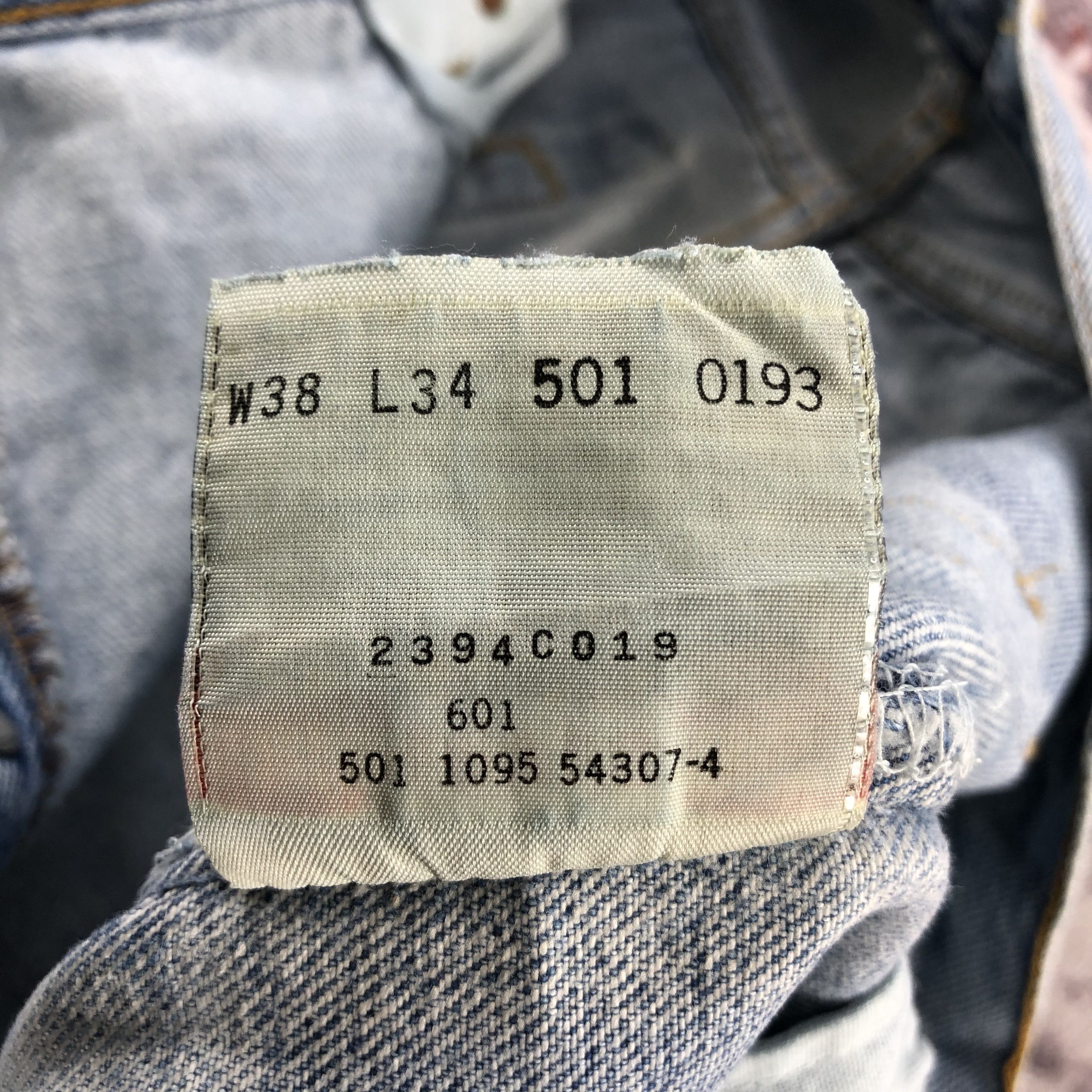 Levi's × Vintage Vintage 90s Blue Wash Levis 501 Jeans-JM2589 Size US 35 - 12 Thumbnail