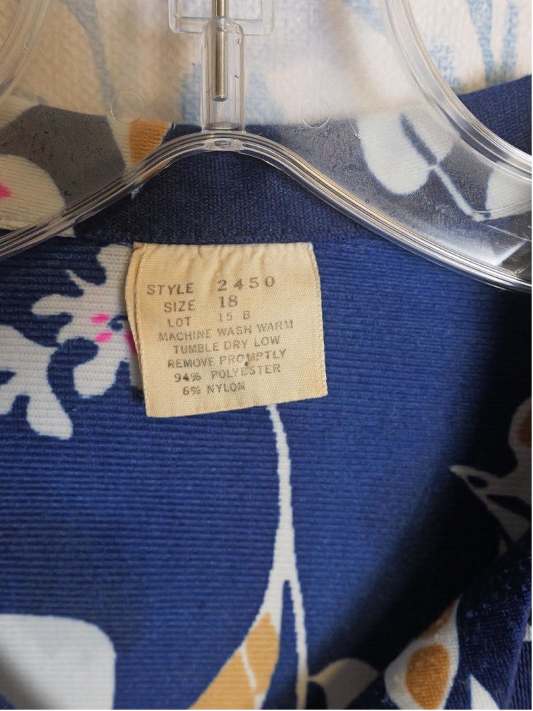 Vintage 1970’s plus size women’s vintage casual floral day dress Size M / US 6-8 / IT 42-44 - 7 Thumbnail
