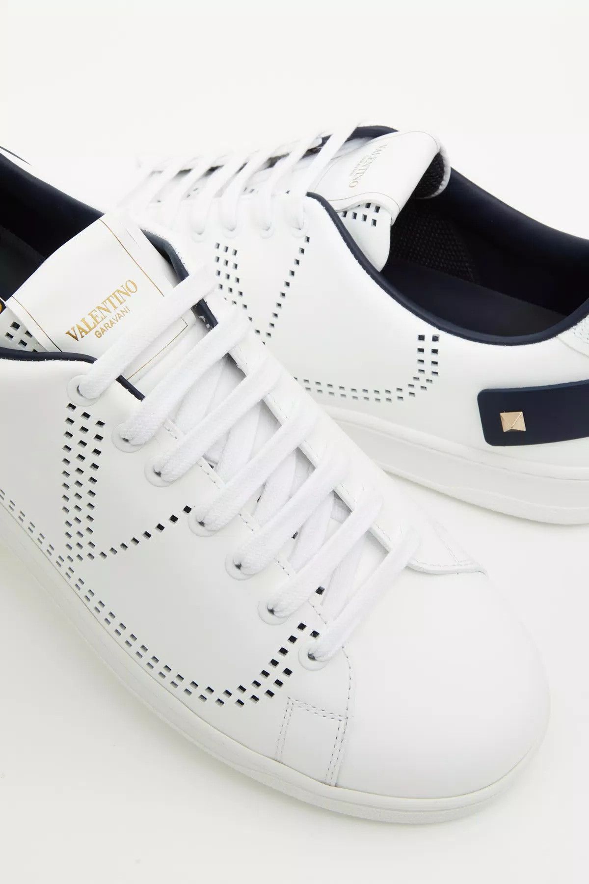 Valentino oc11z0725 Backnet Calfskin Sneaker in White Size US 11.5 / EU 44-45 - 4 Thumbnail
