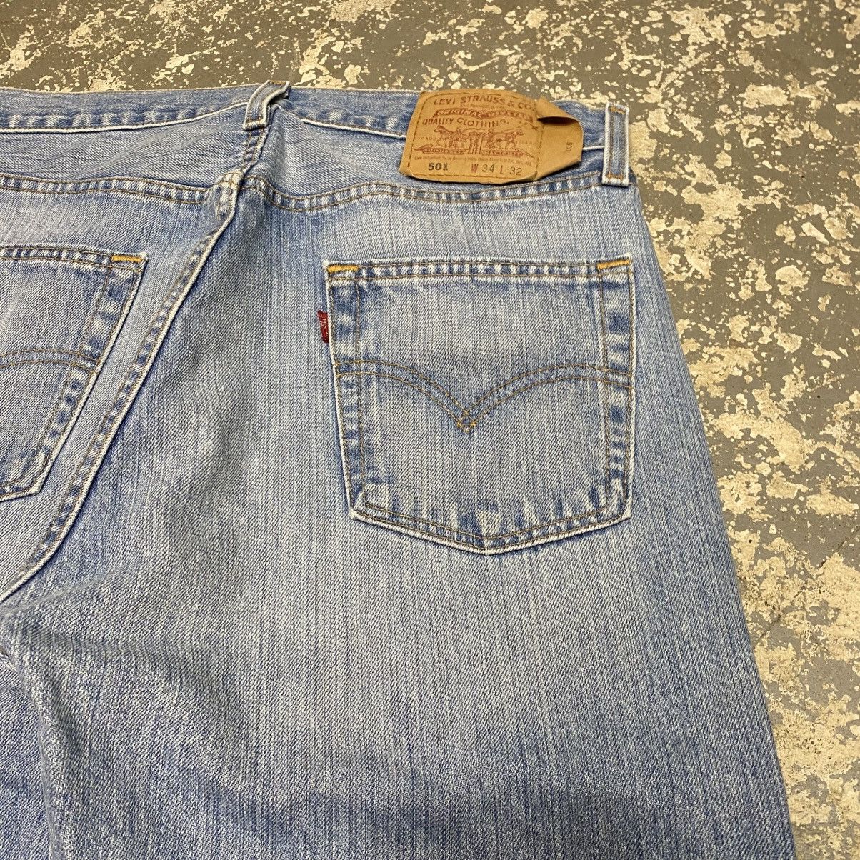 Japanese Brand × Levi's × Vintage Vintage Levis 501 Light Wash Botton Fly Denim Jeans USA 90s Size US 33 - 16 Thumbnail