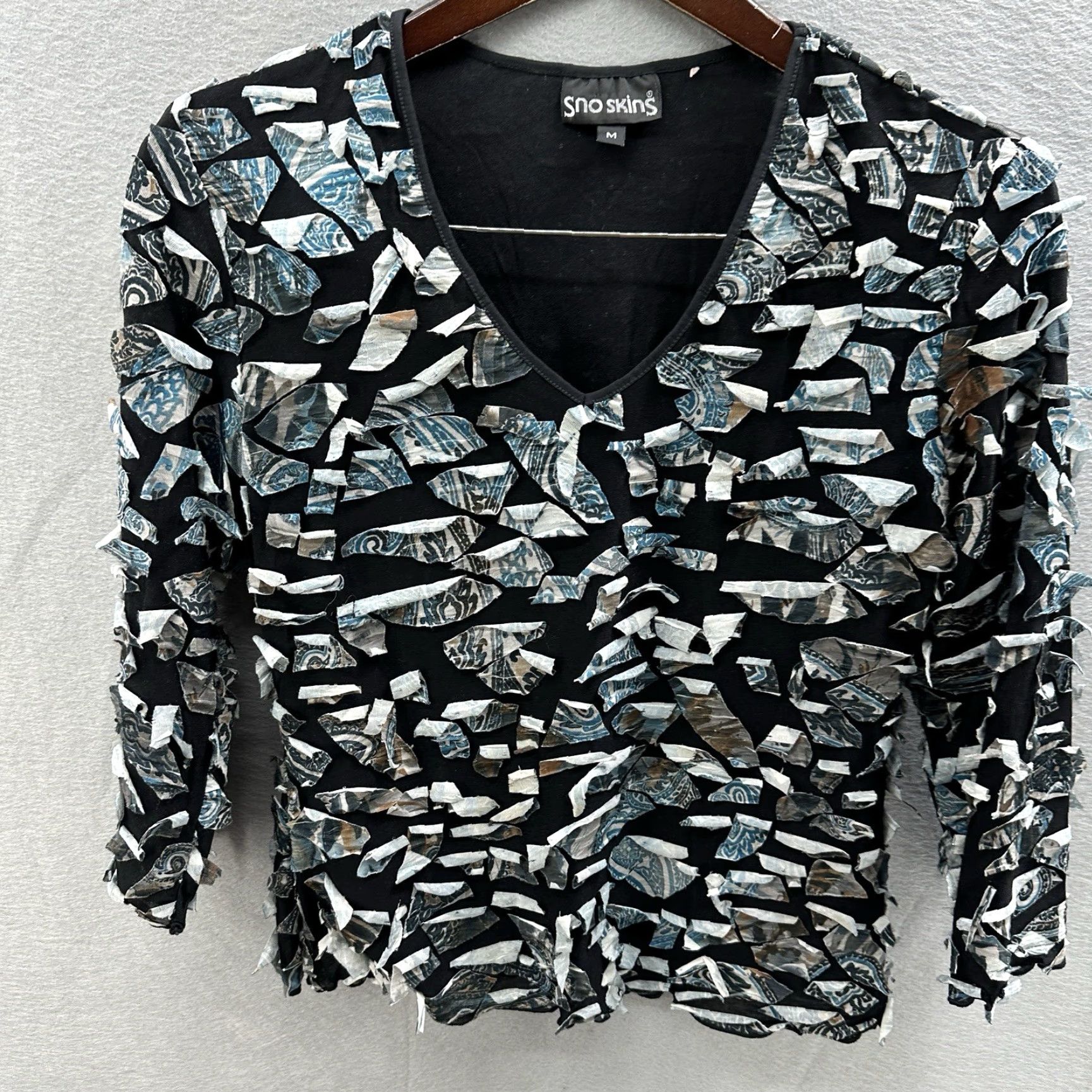 Vintage SNO SKINS Vintage Women's T-Shirt Adult Medium Black Solid 90s Retro Casual Tee Long Sleeve Size M / US 6-8 / IT 42-44 - 3 Thumbnail