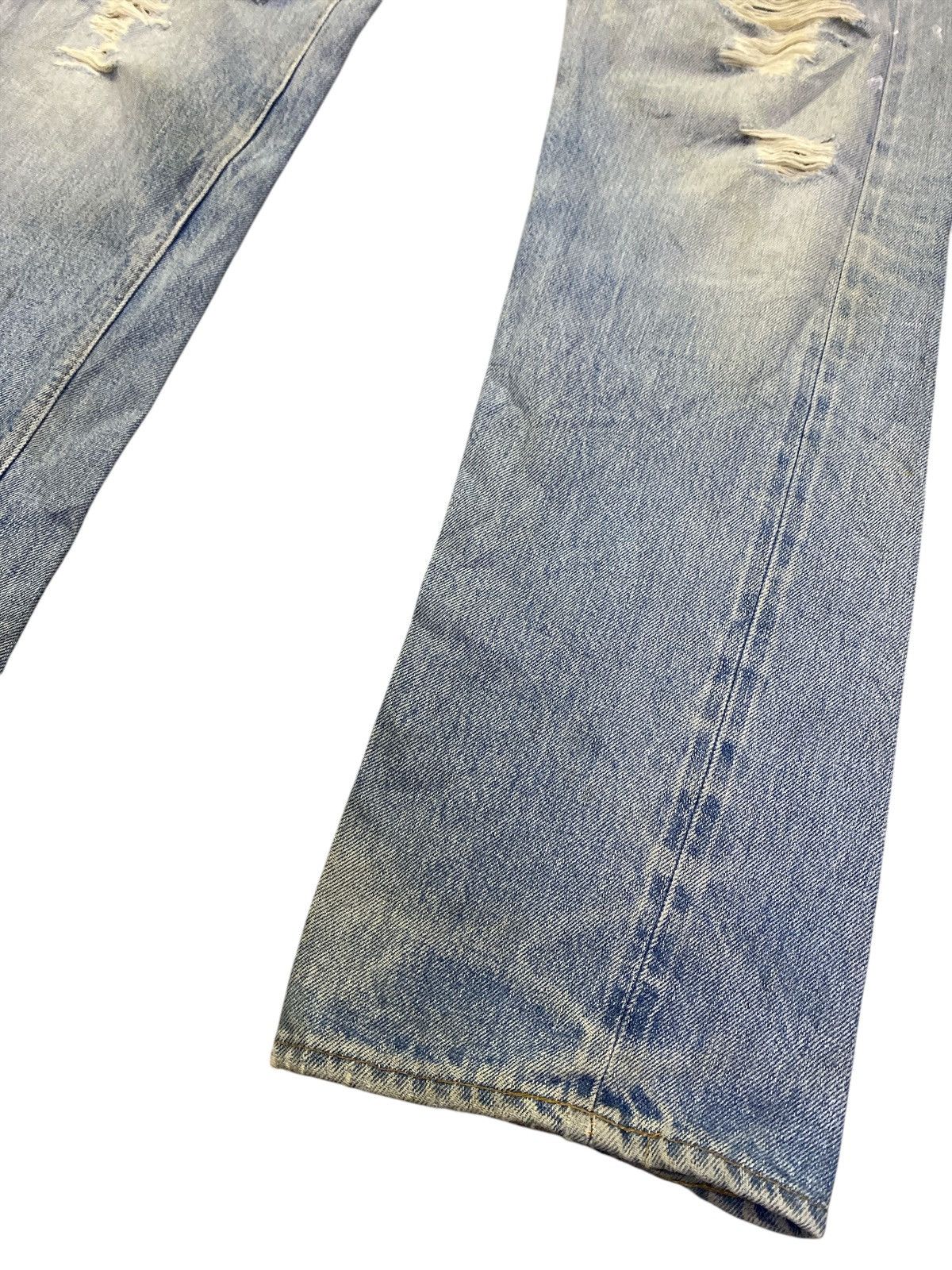 Levi's × Levi's Vintage Clothing × Vintage Vintage Levi’s 501 Selvedge Redline Button No 6 Size US 30 / EU 46 - 7 Thumbnail