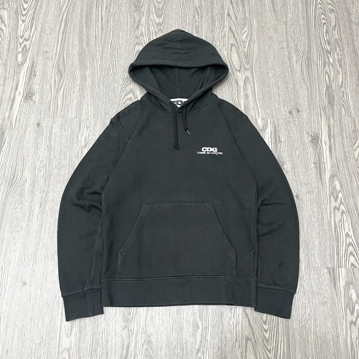 CDG by Comme des Garcons SZ-T030 AD2022 Small Logo Pullover Hoodie Ifsix Size US S / EU 44-46 / 1 - 1 Thumbnail