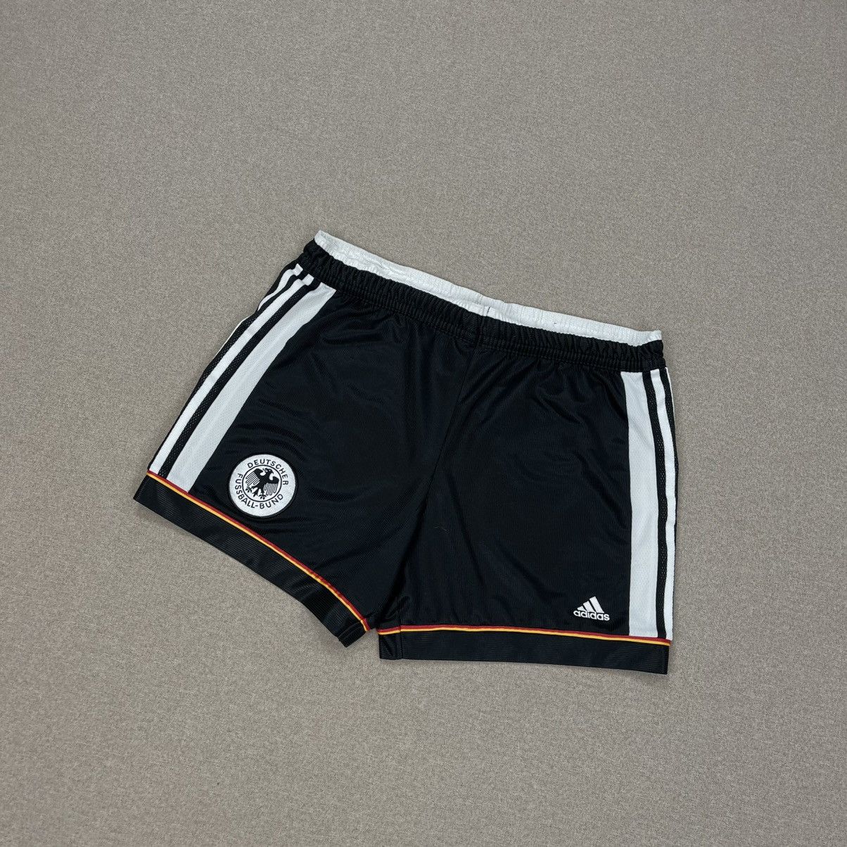 Adidas × Vintage VINTAGE 90s GERMANY ADIDAS SOCCER SHORTS BLOKE CORE Size US 34 / EU 50 - 2 Thumbnail