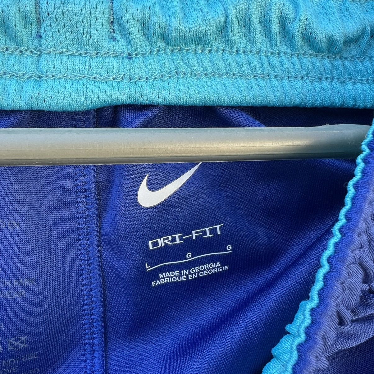 Chelsea Soccer FC Chelsea Player Shorts Nike Size US 34 / EU 50 - 6 Thumbnail