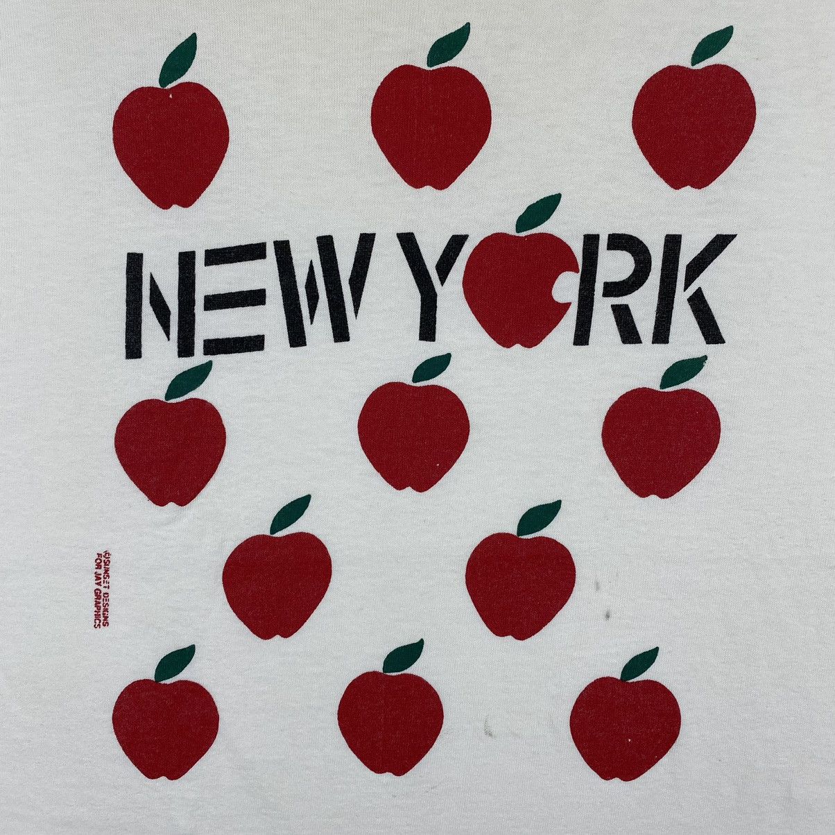 Vintage Vintage 90's NEW YORK APPLES Sunset Designs Graphic Tee Size US L / EU 52-54 / 3 - 3 Thumbnail