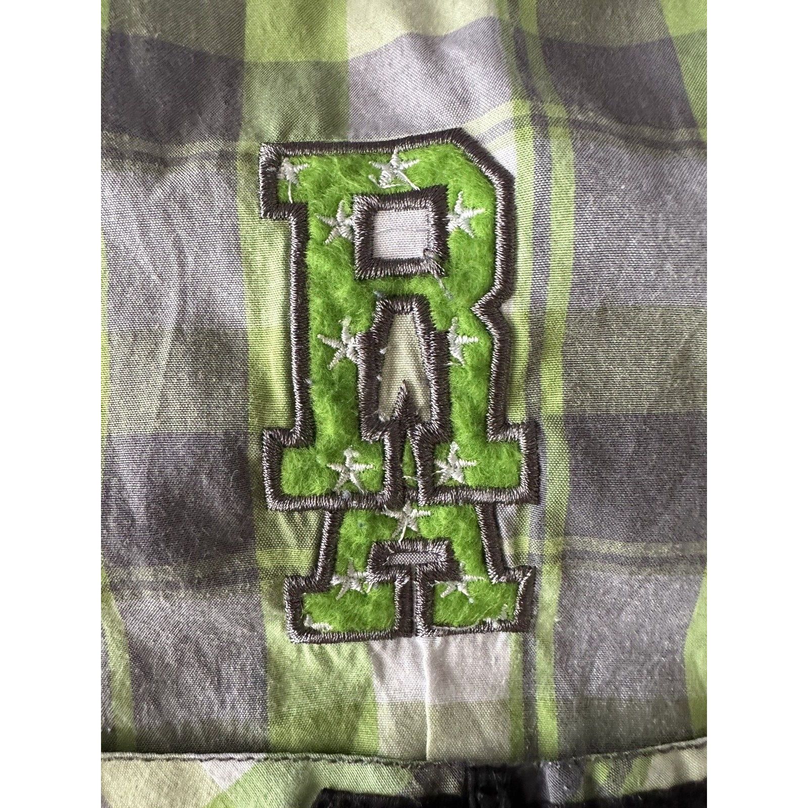 Other Red Ape Mens Shirt 2XL Plaid Green/Gray/White w/Black Trim Size US XXL / EU 58 / 5 - 6 Thumbnail