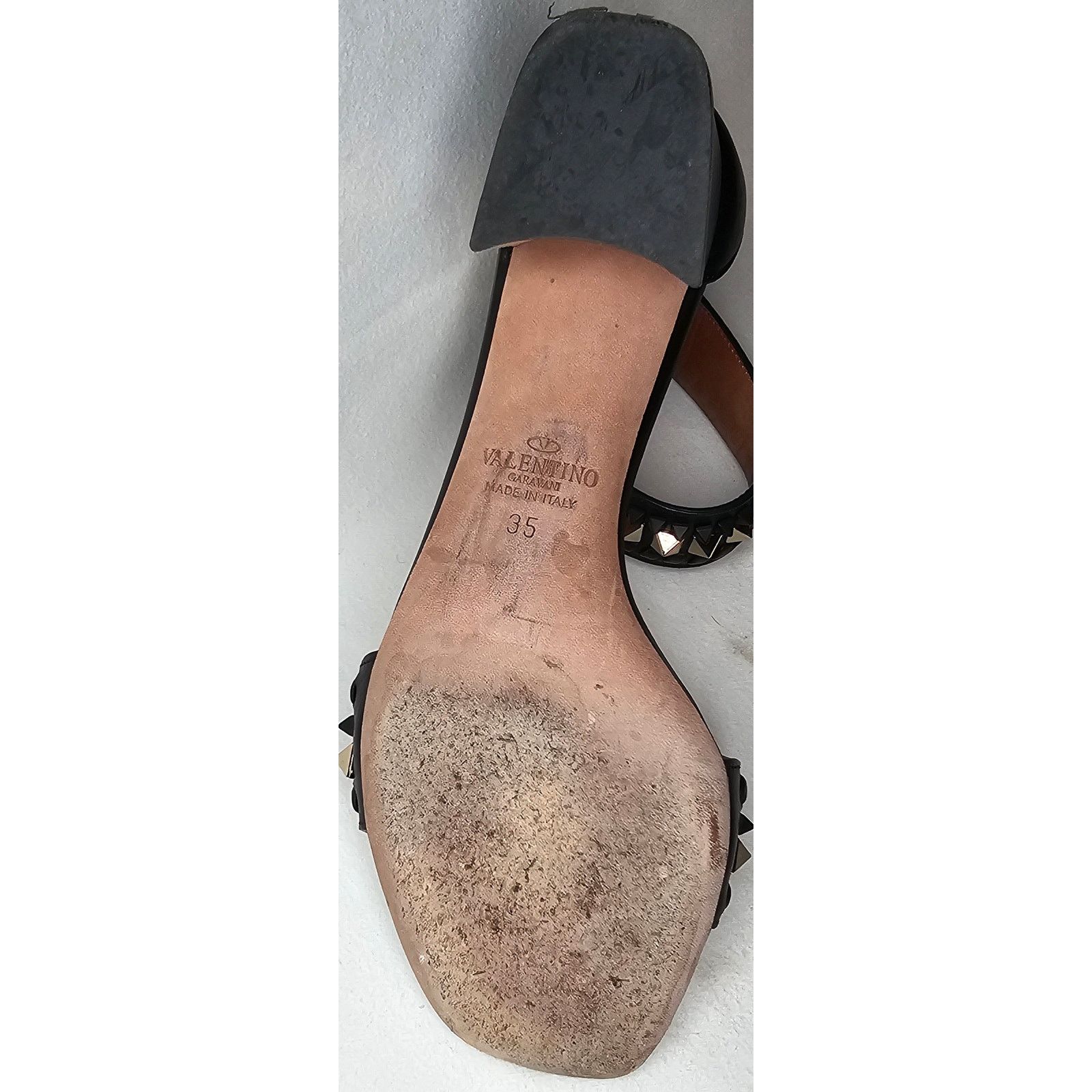 Valentino Valentino Garavani Rockstud black leather sandals Size US 5 / IT 35 - 11 Thumbnail