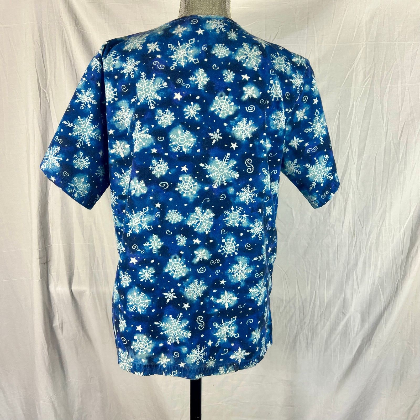 Other UA Scrubs Winter Snowflake Small Top Pants Pockets Nursing Size S / US 4 / IT 40 - 6 Thumbnail